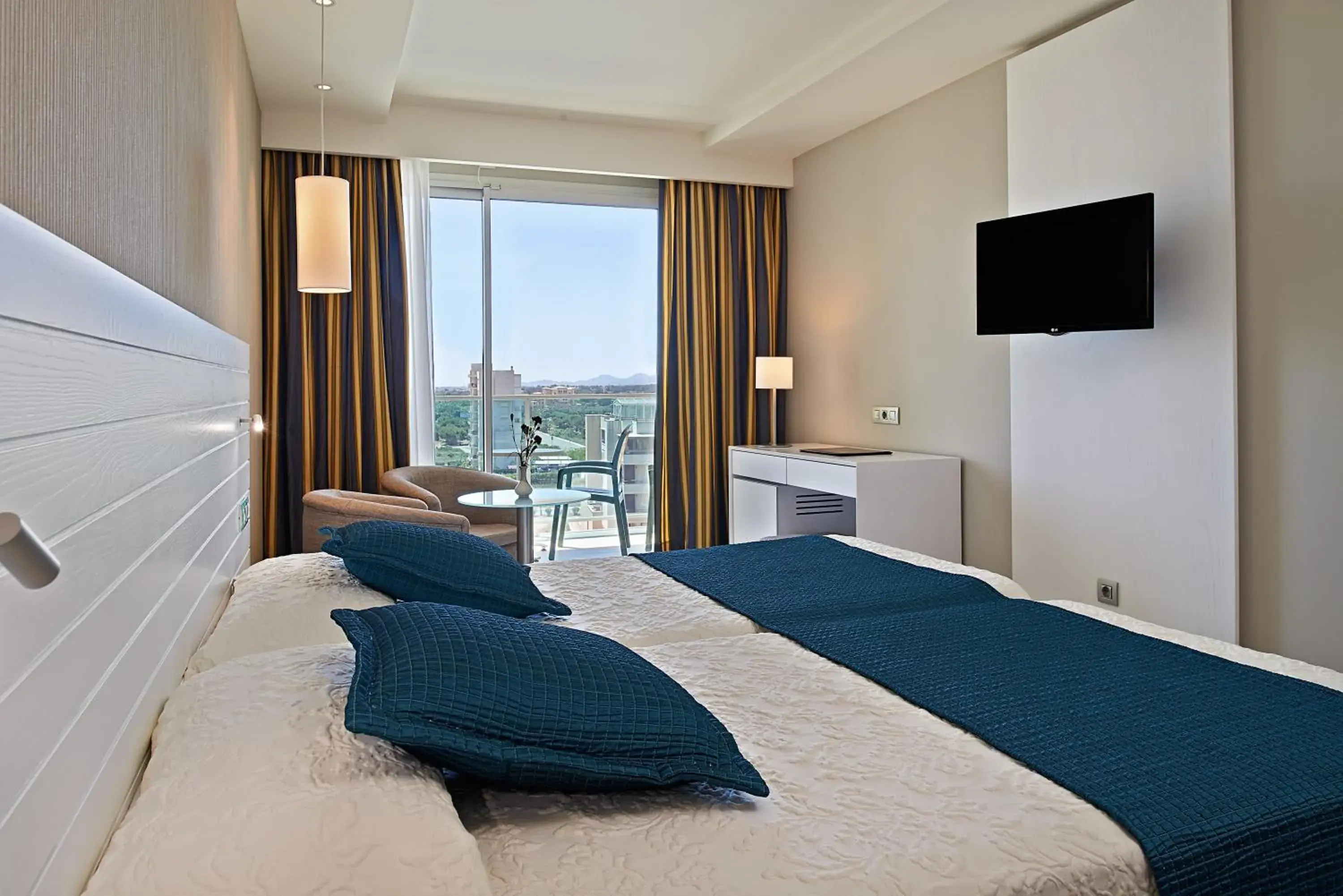 Bed in Hipotels Said Bed in Hipotels Said