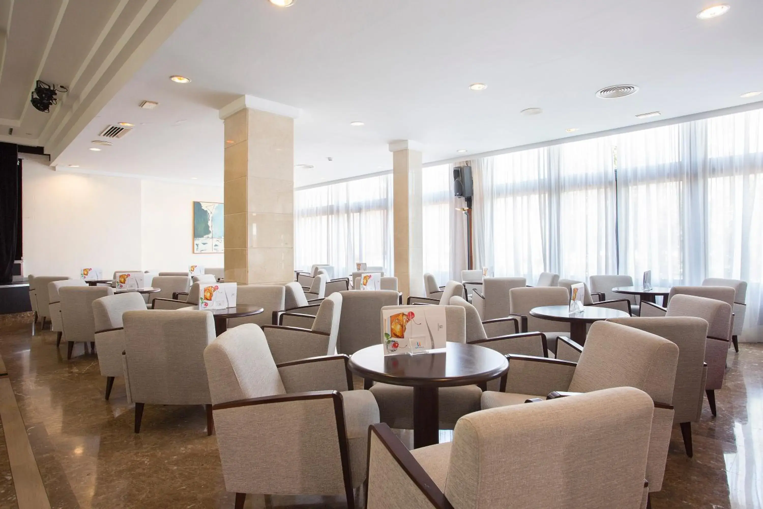 Lounge or bar in Hipotels Said Lounge or bar in Hipotels Said