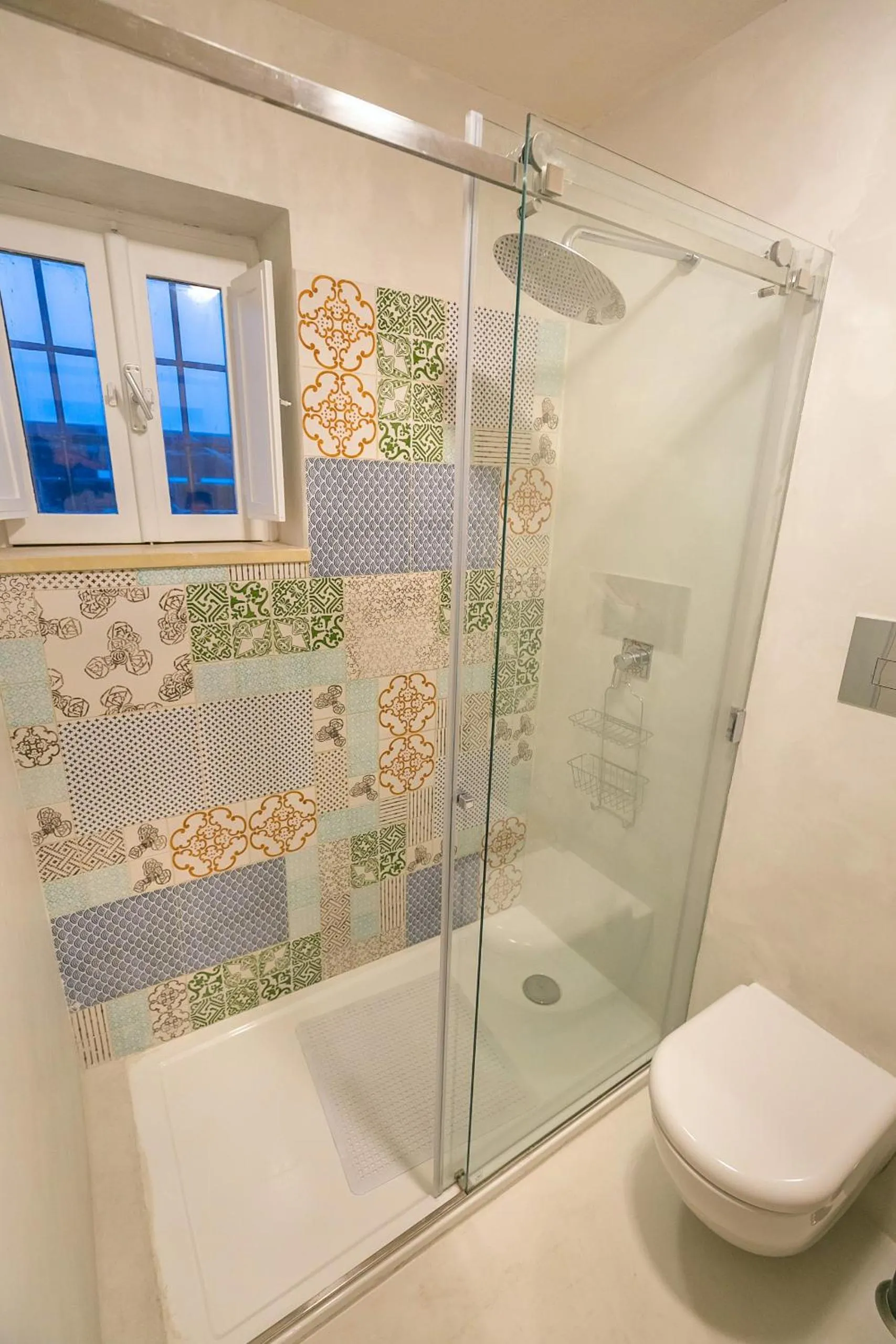 Bathroom in Veronique by Dimore in Sicily