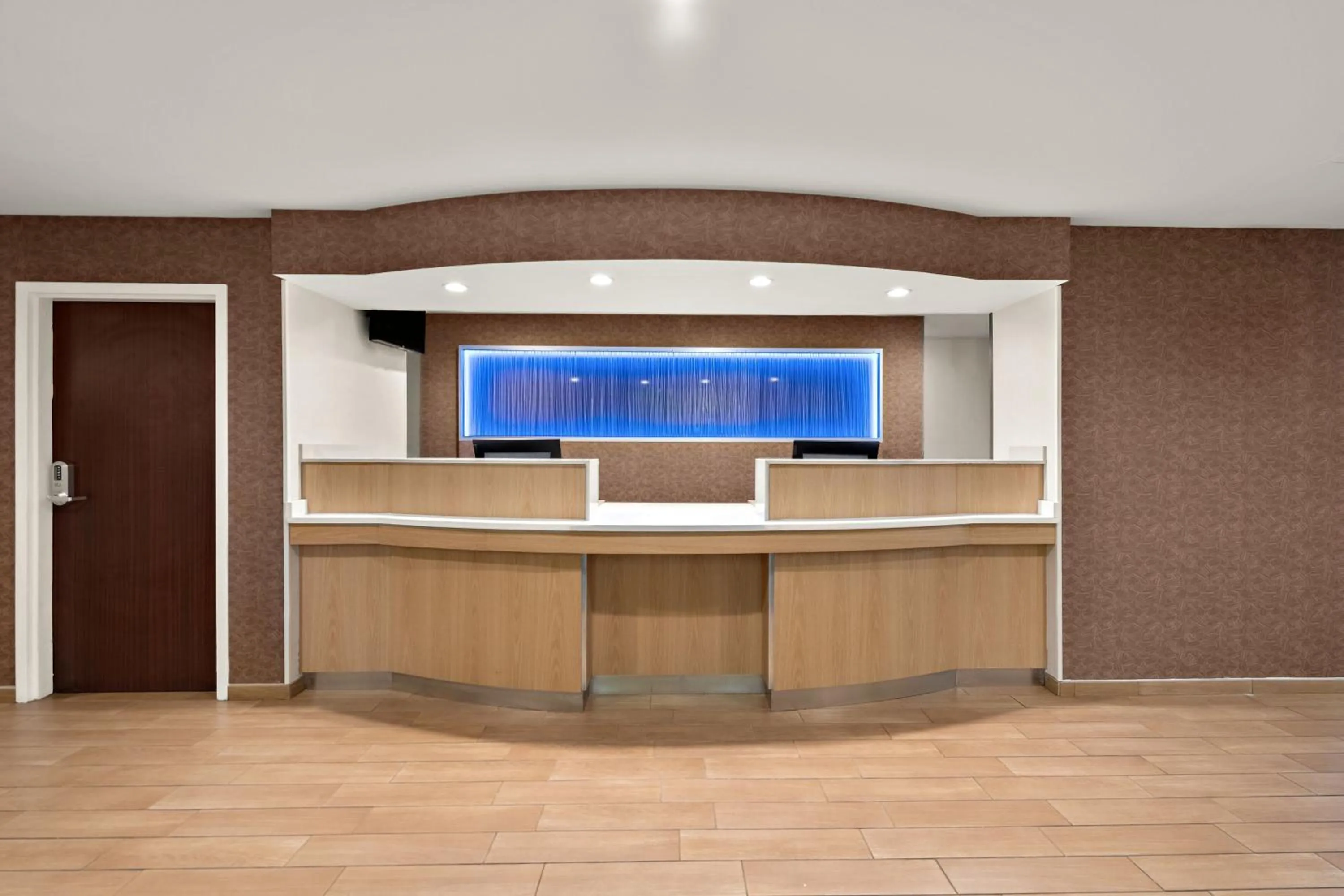 Lobby or reception in Fairfield by Marriott Chesapeake