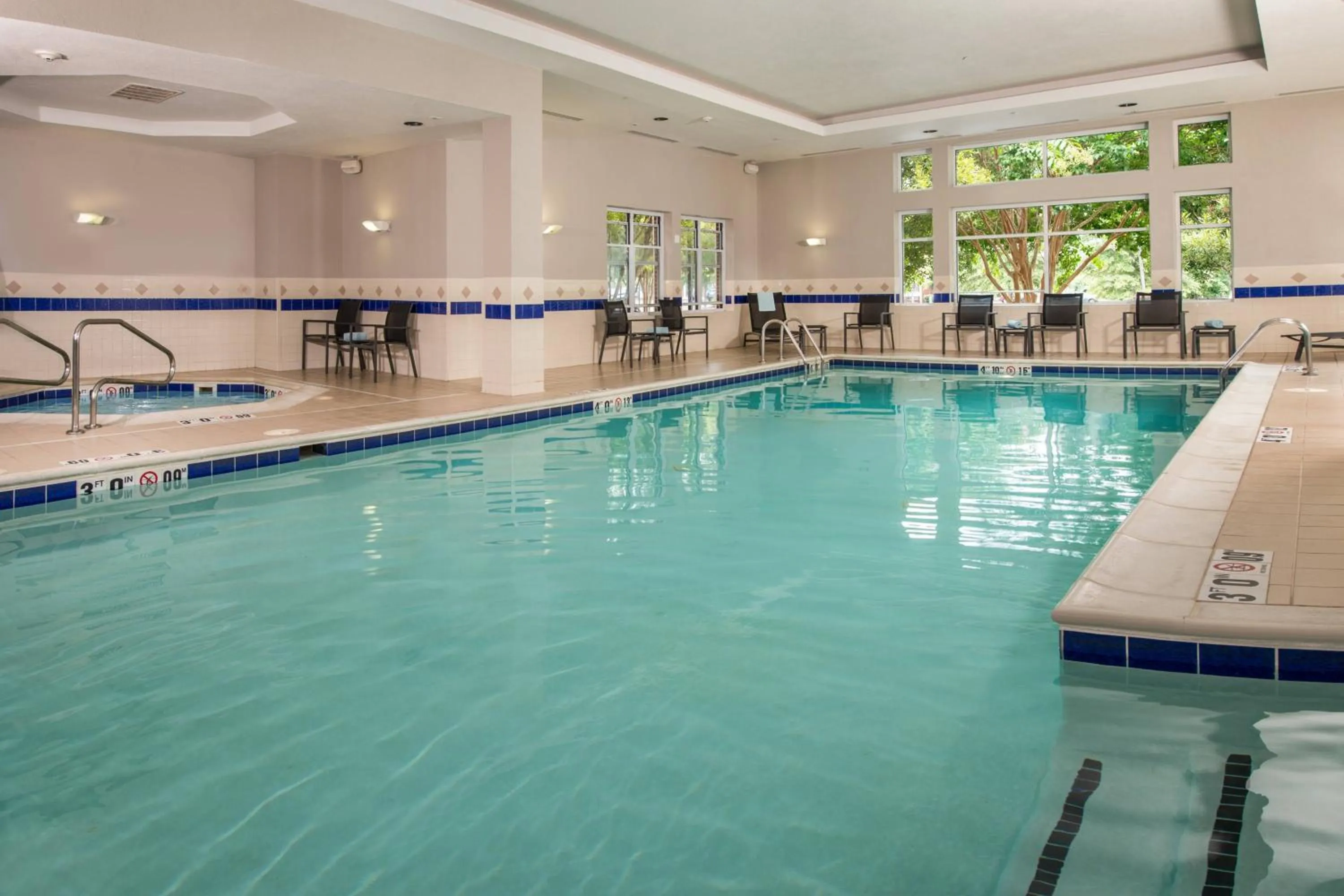 Swimming pool in Residence Inn by Marriott Chesapeake Greenbrier