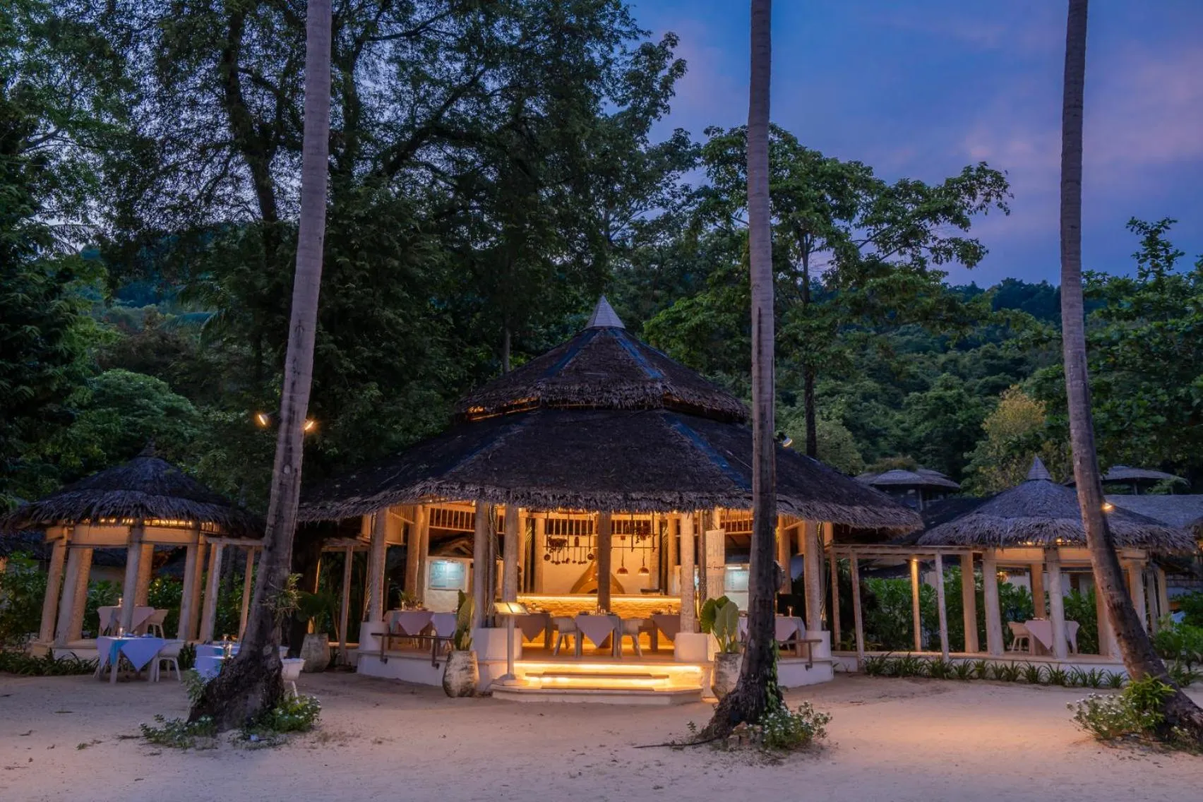 Restaurant/places to eat in TreeHouse Villas Koh Yao - Adults Only