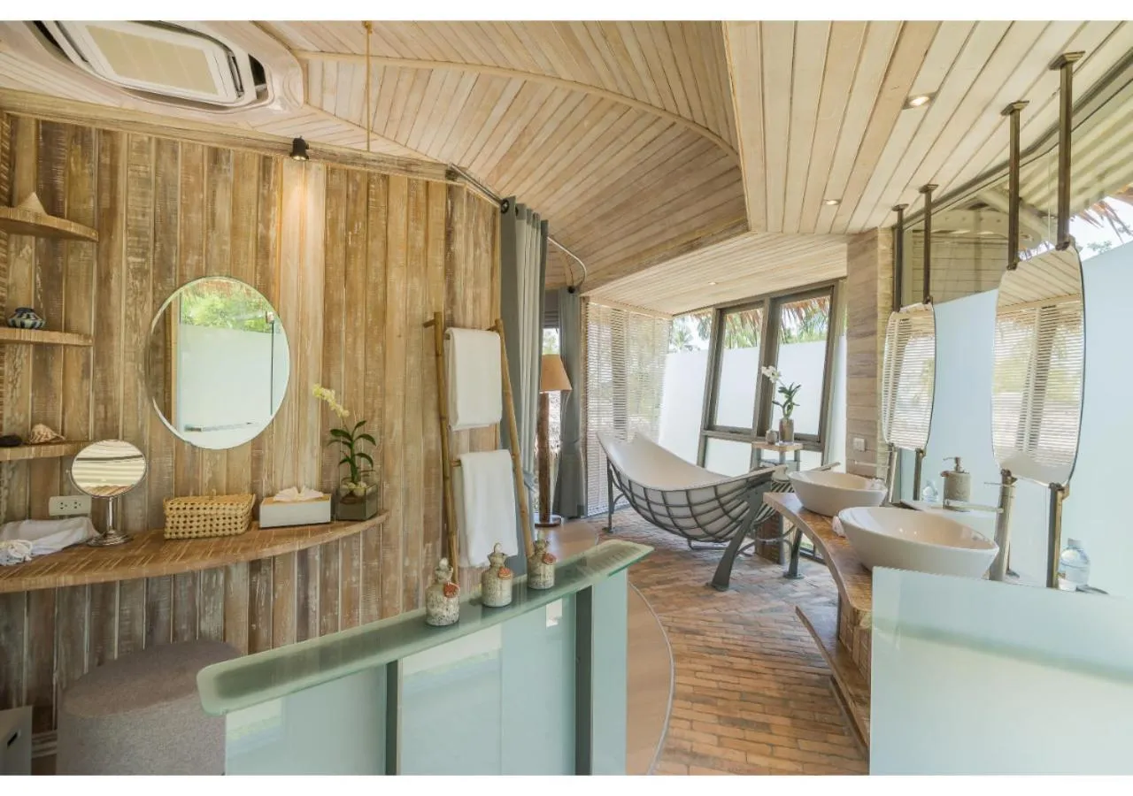 Bathroom in TreeHouse Villas Koh Yao - Adults Only