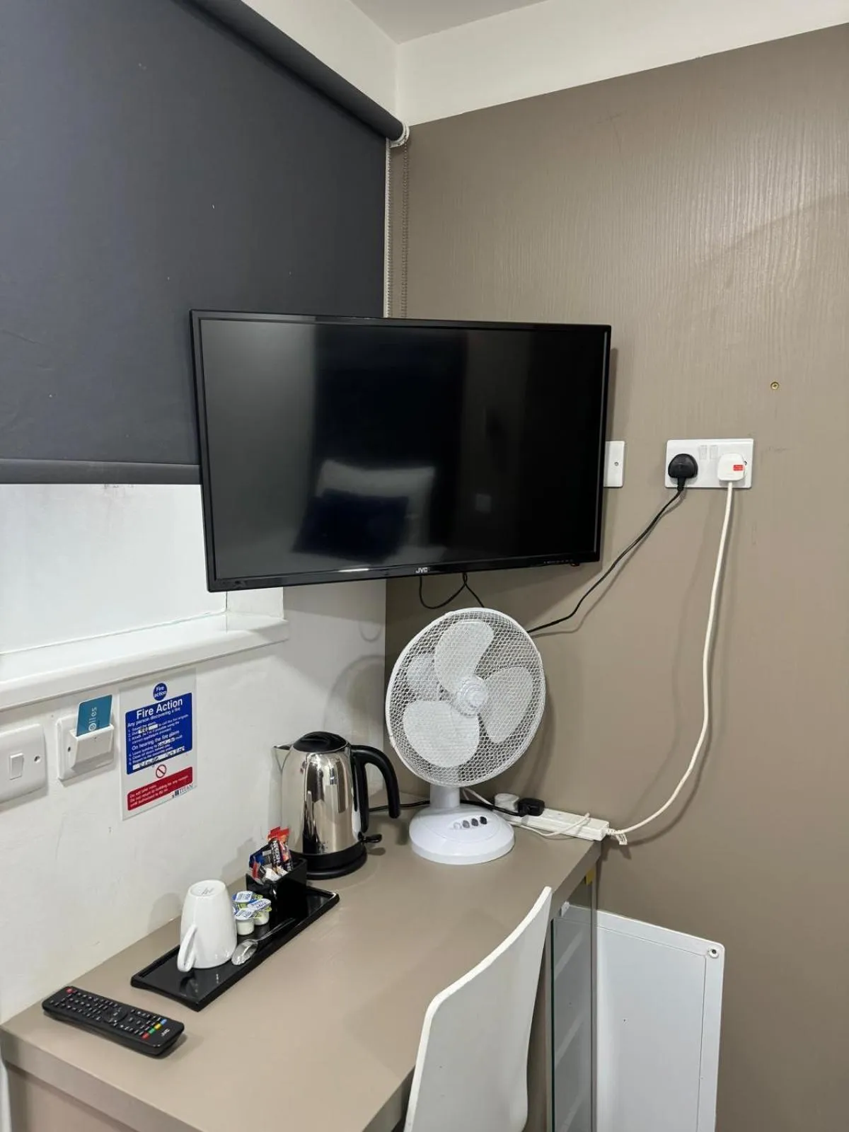 TV and multimedia in Abbey Hotel