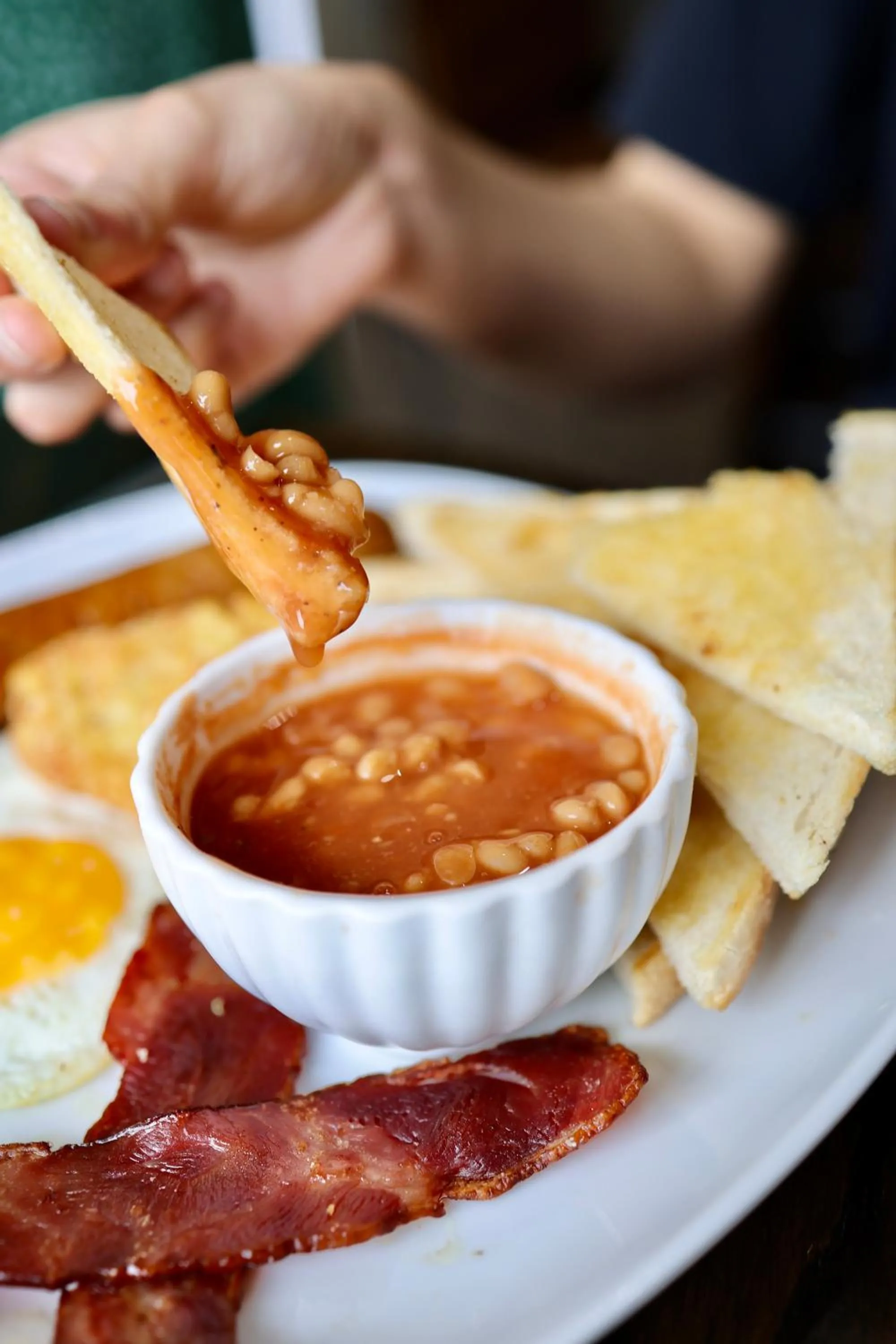 Restaurant/places to eat in Abbey Hotel