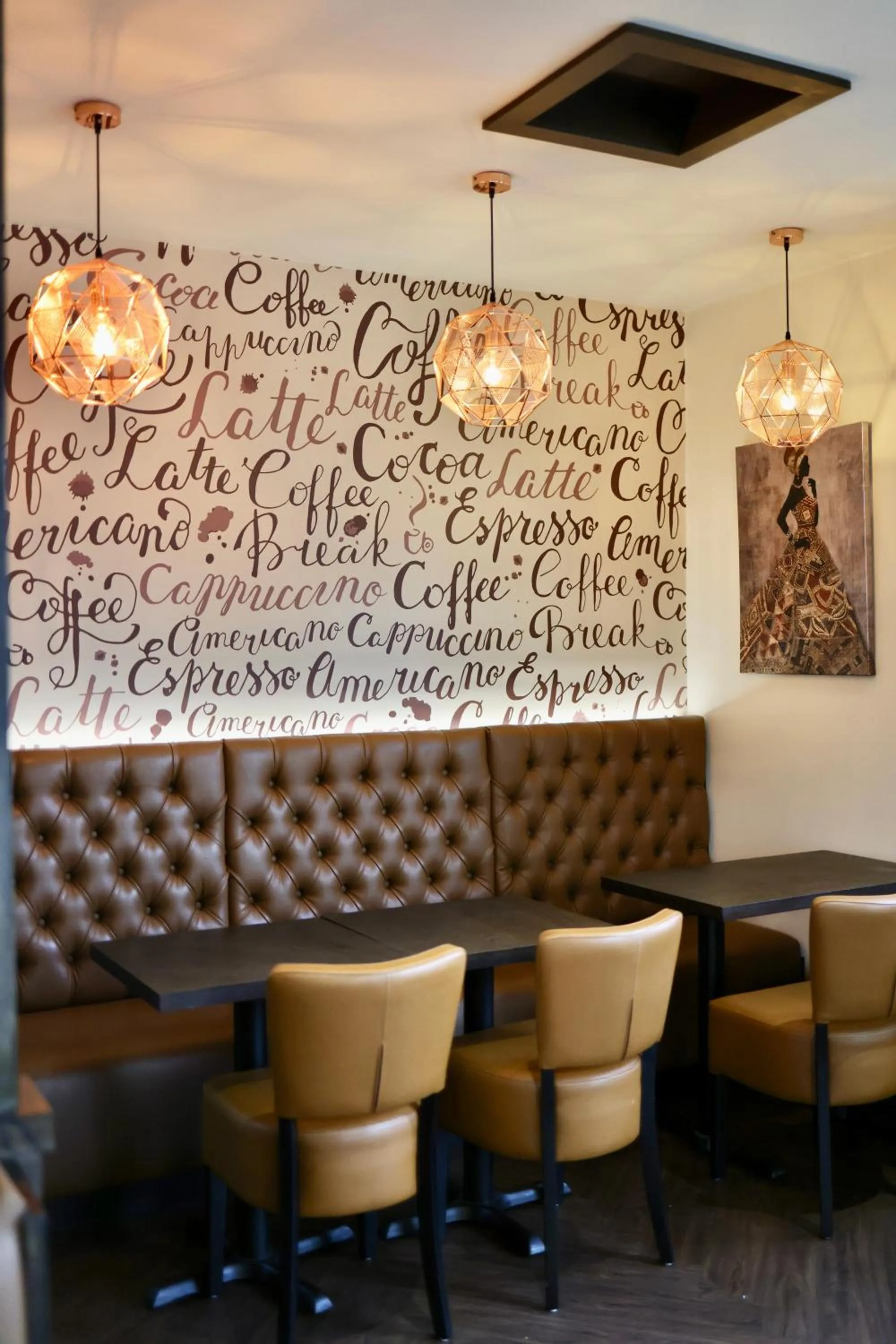 Restaurant/places to eat in Abbey Hotel