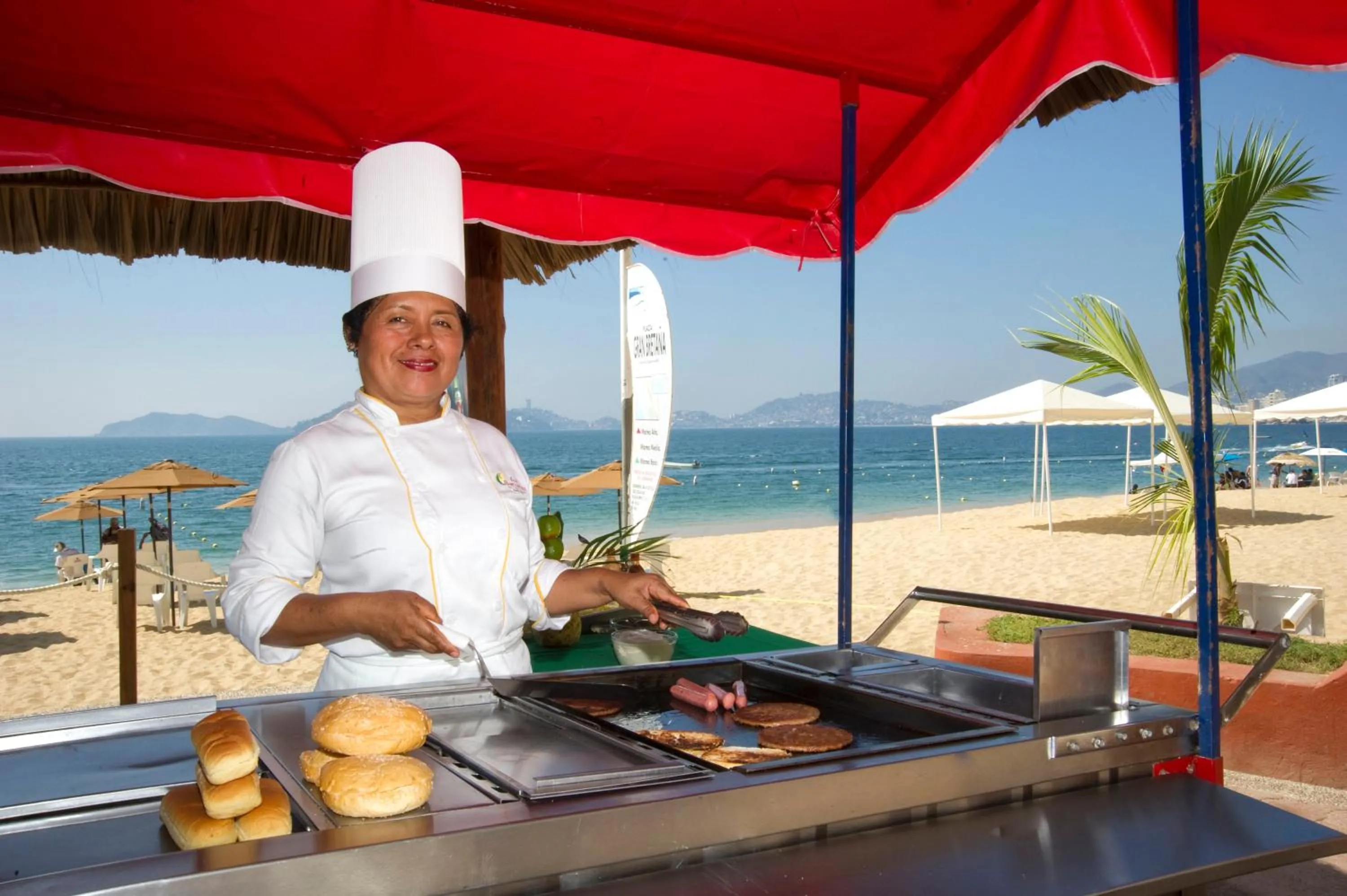 Food and drinks in Real Bananas All Inclusive