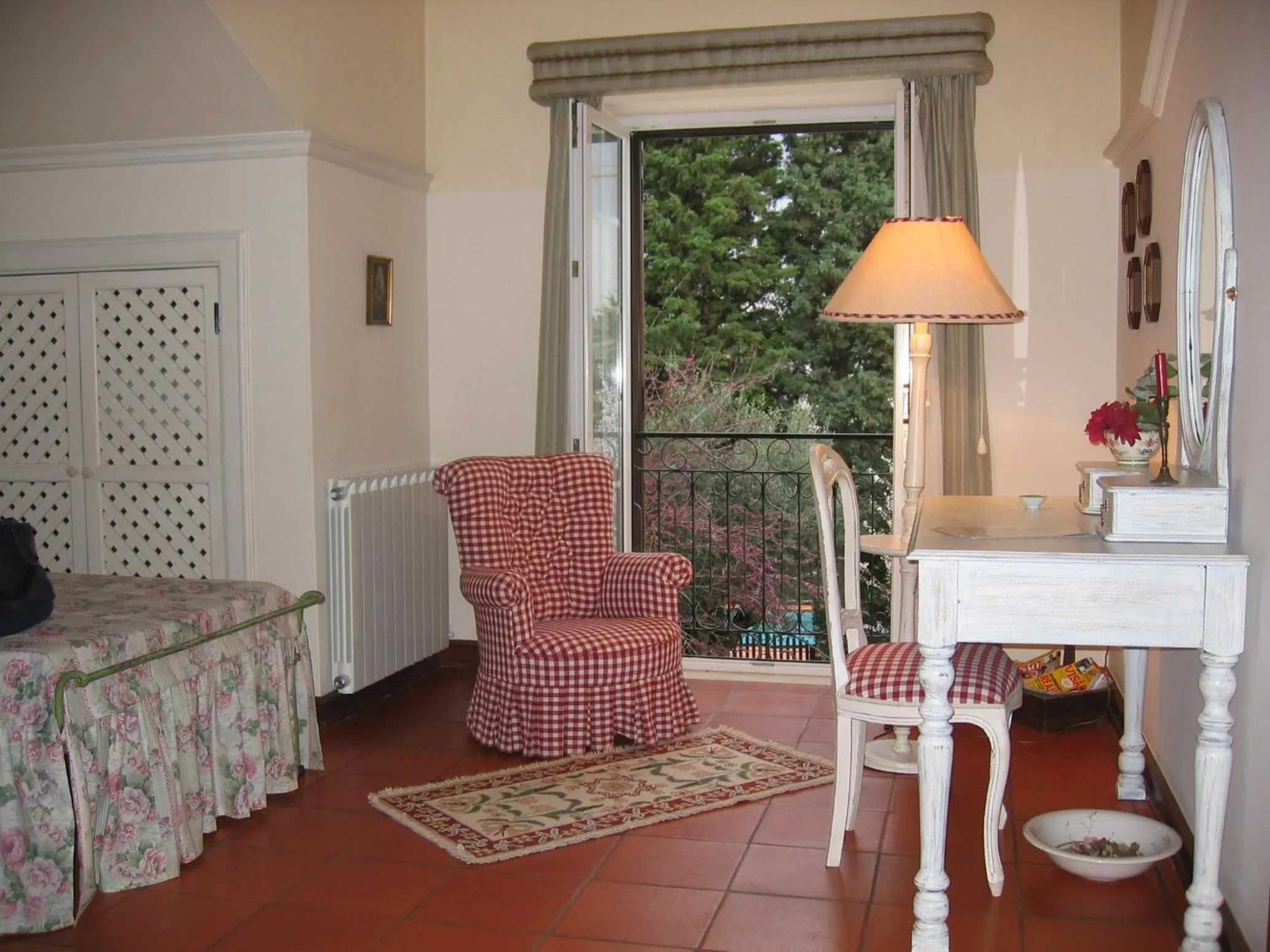 Seating area in Casa Dos Arrabidos