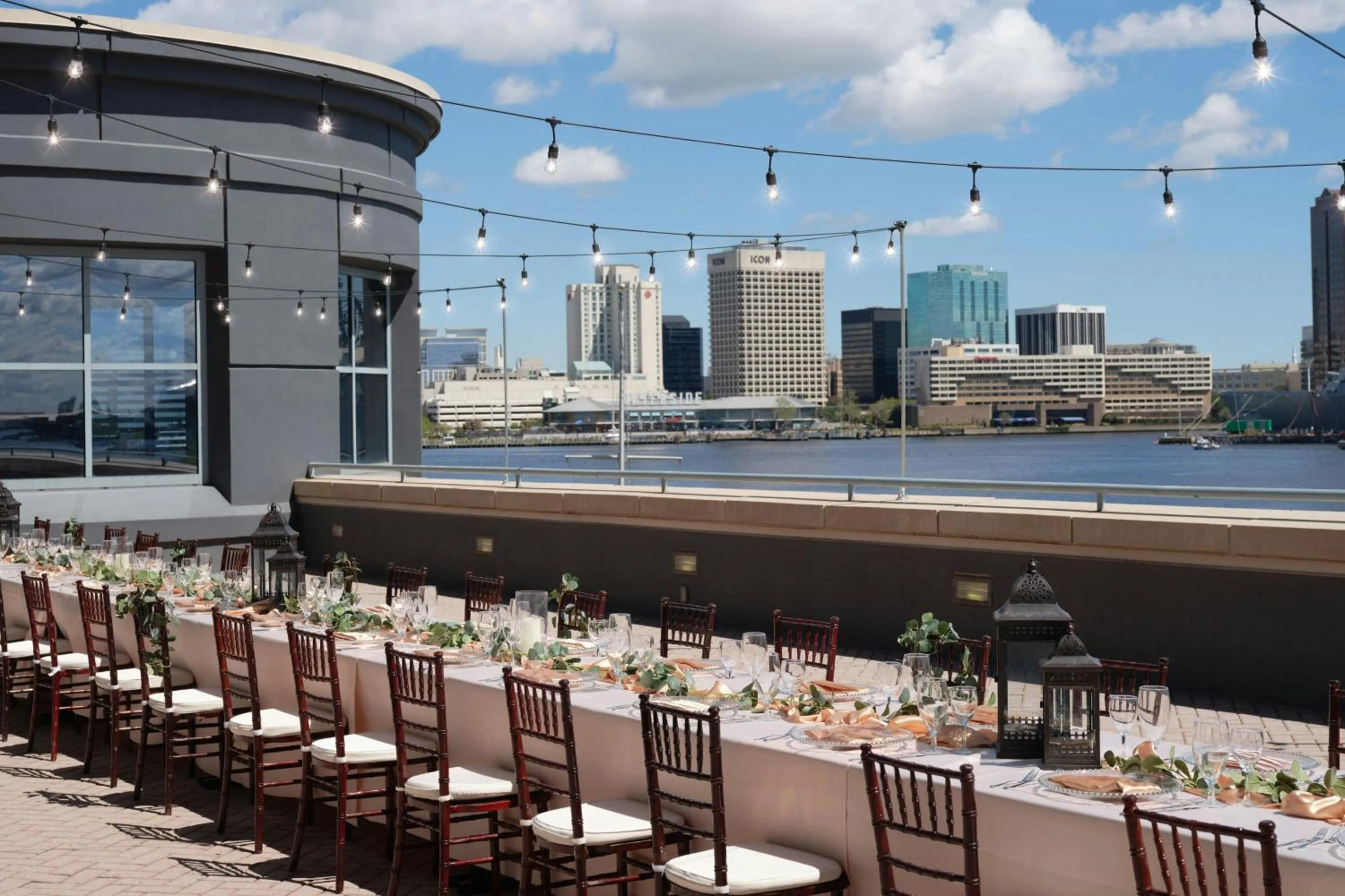 Banquet/Function facilities in Renaissance Portsmouth-Norfolk Waterfront Hotel