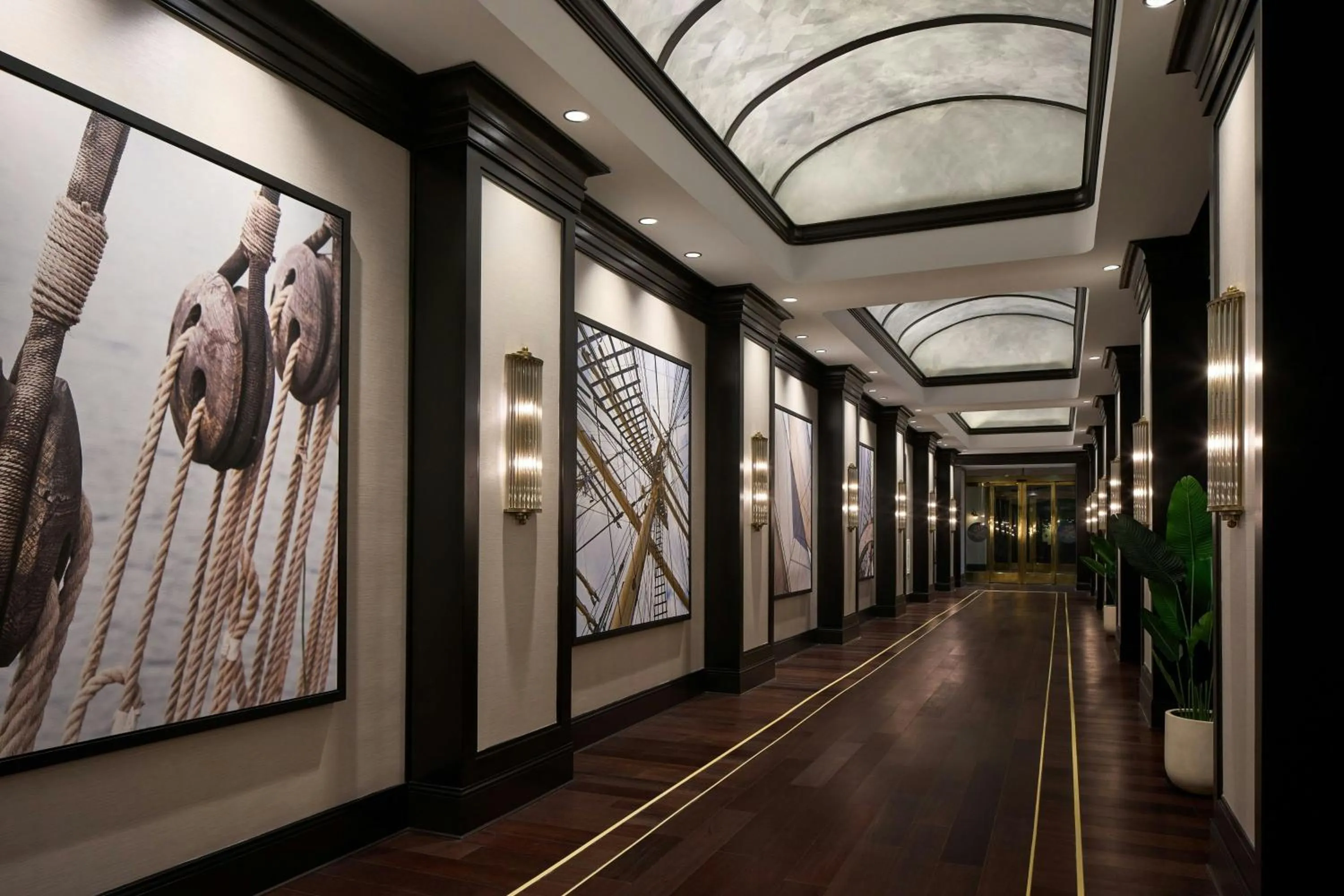 Lobby or reception in Renaissance Portsmouth-Norfolk Waterfront Hotel