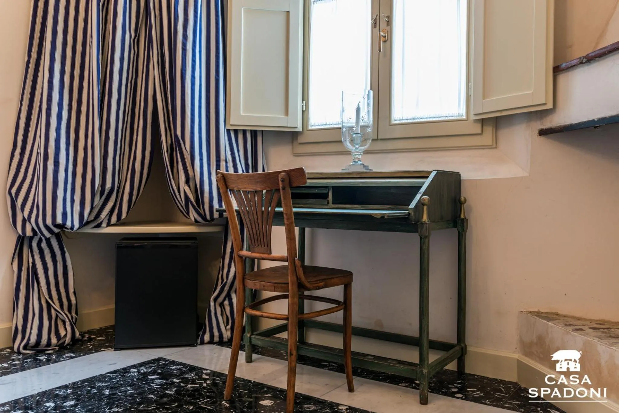 Decorative detail in Locanda di Casa Spadoni