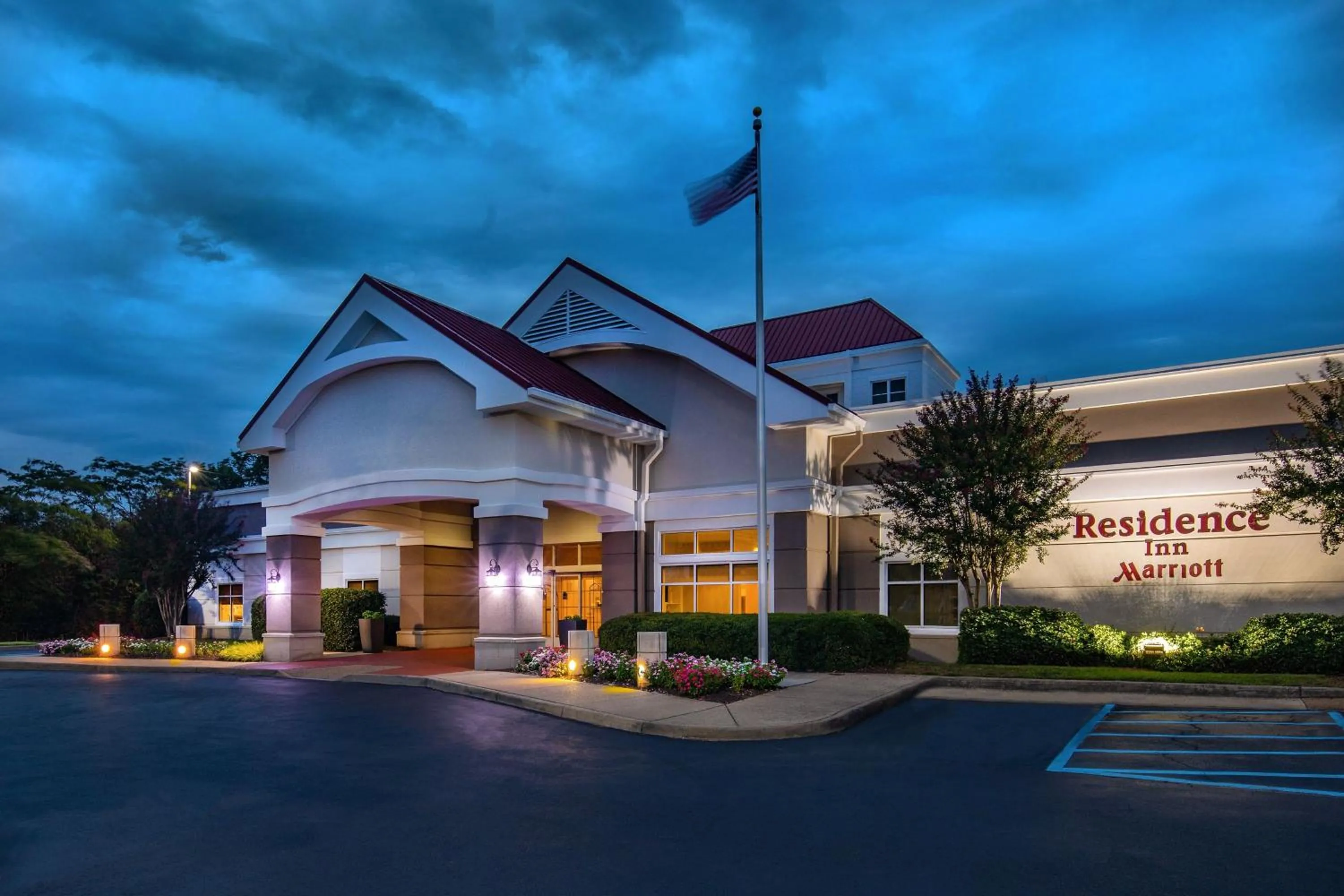 Property building in Residence Inn by Marriott Norfolk Airport