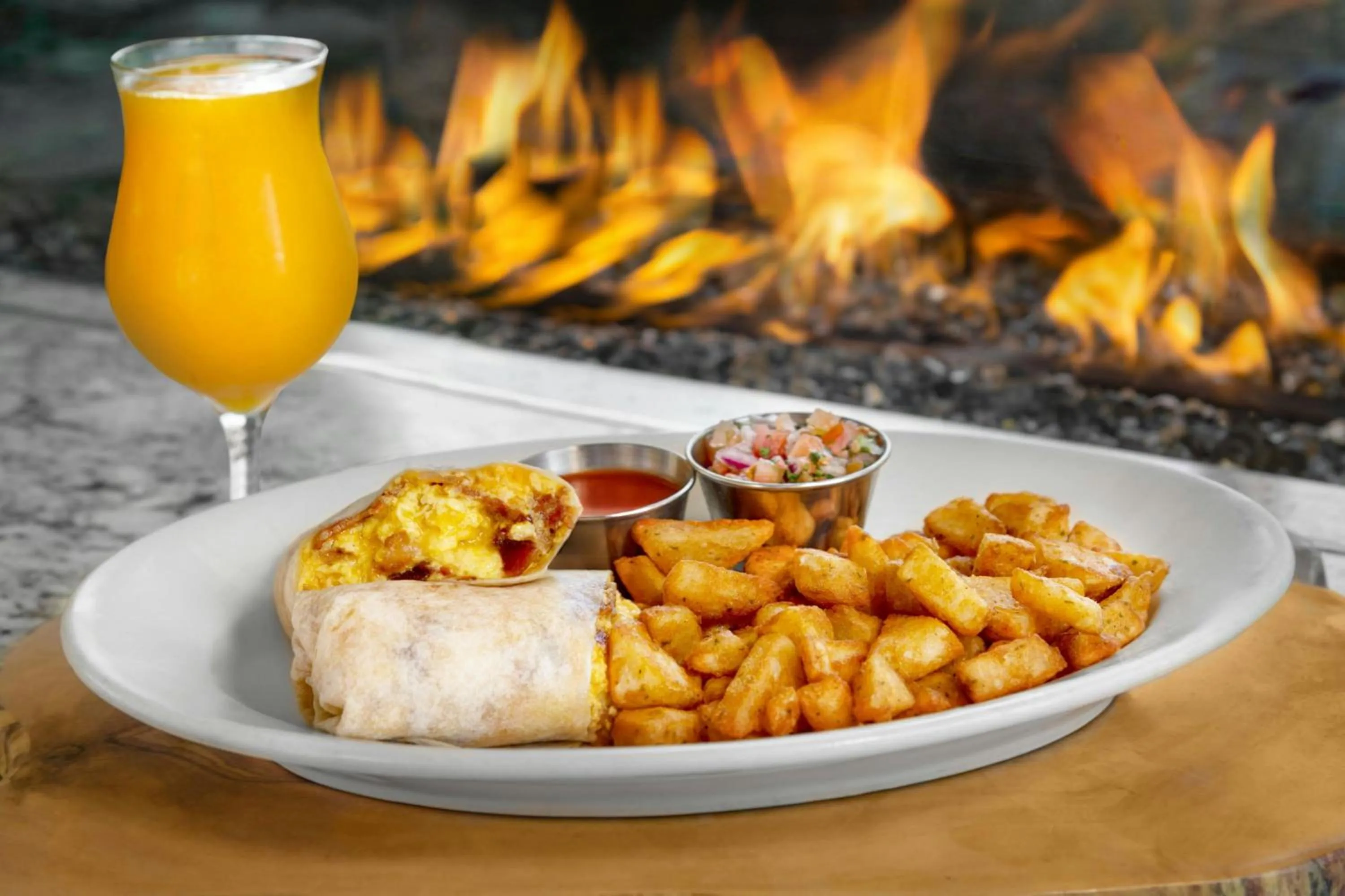 Breakfast in Courtyard Palo Alto Los Altos