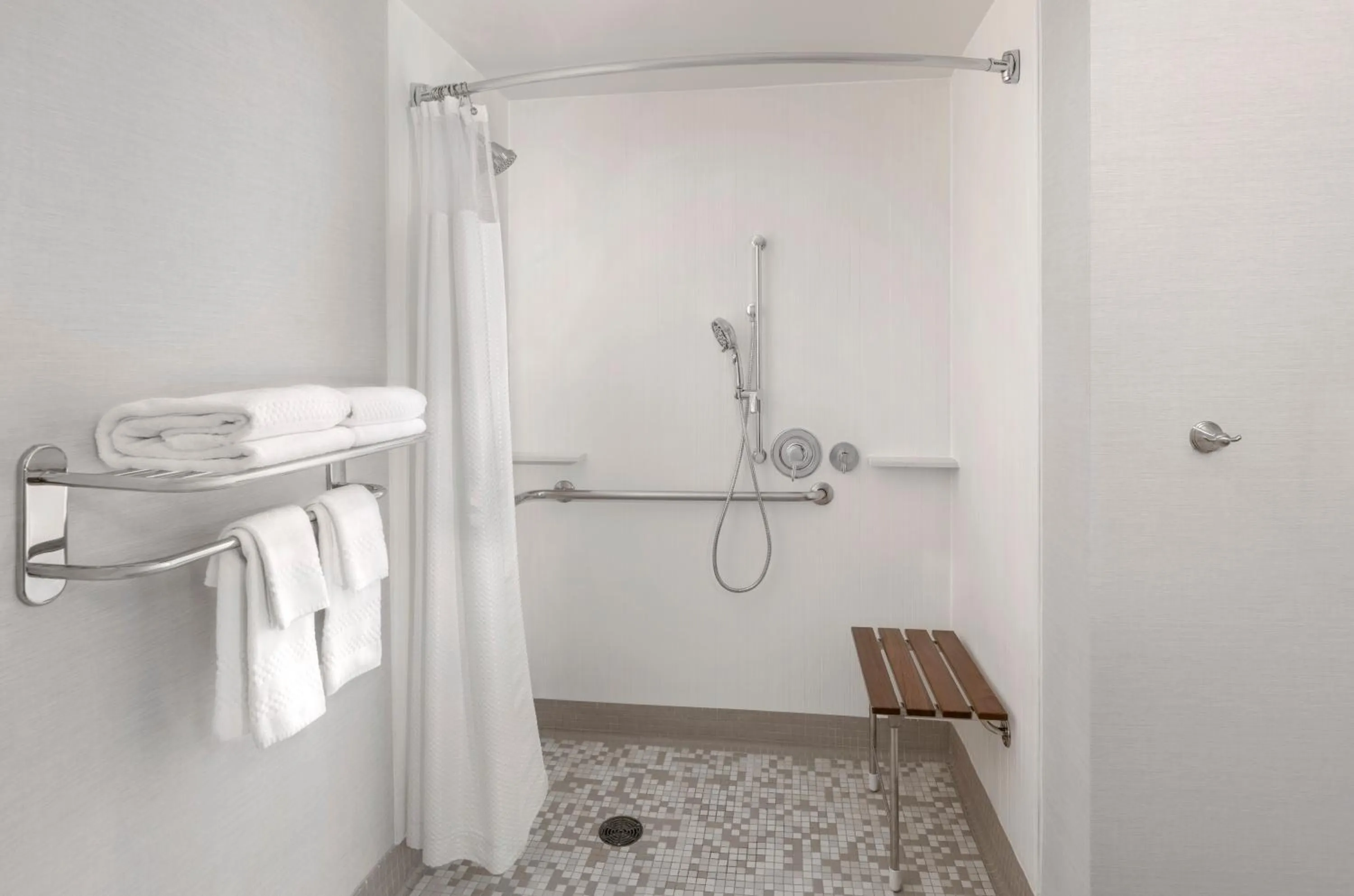 Shower in Courtyard Palo Alto Los Altos