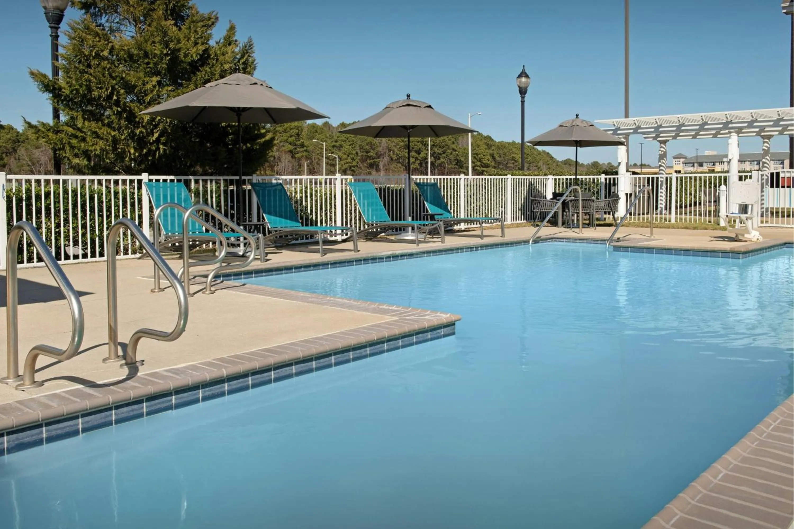 Swimming pool in TownePlace Suites Suffolk Chesapeake