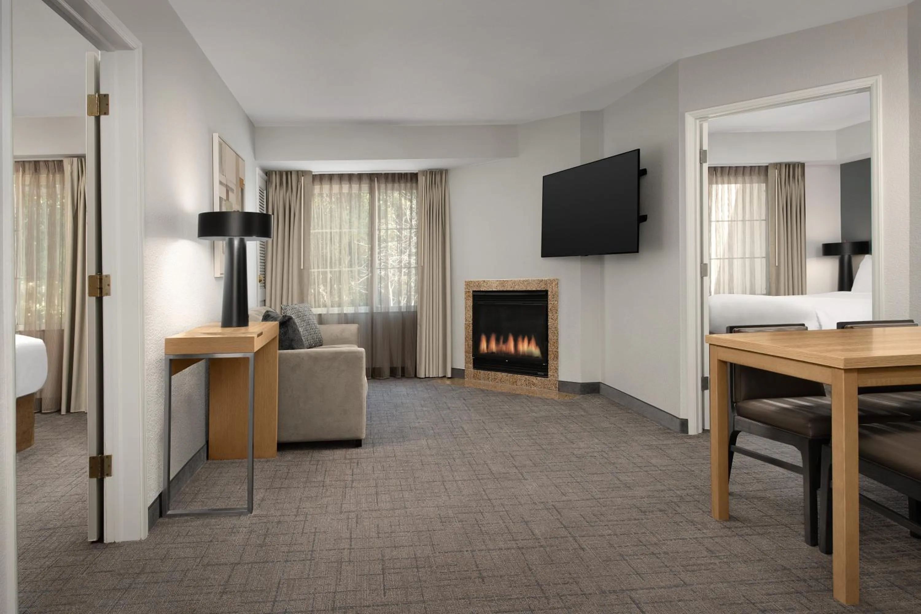 Living room, Bed in Residence Inn Palo Alto Los Altos