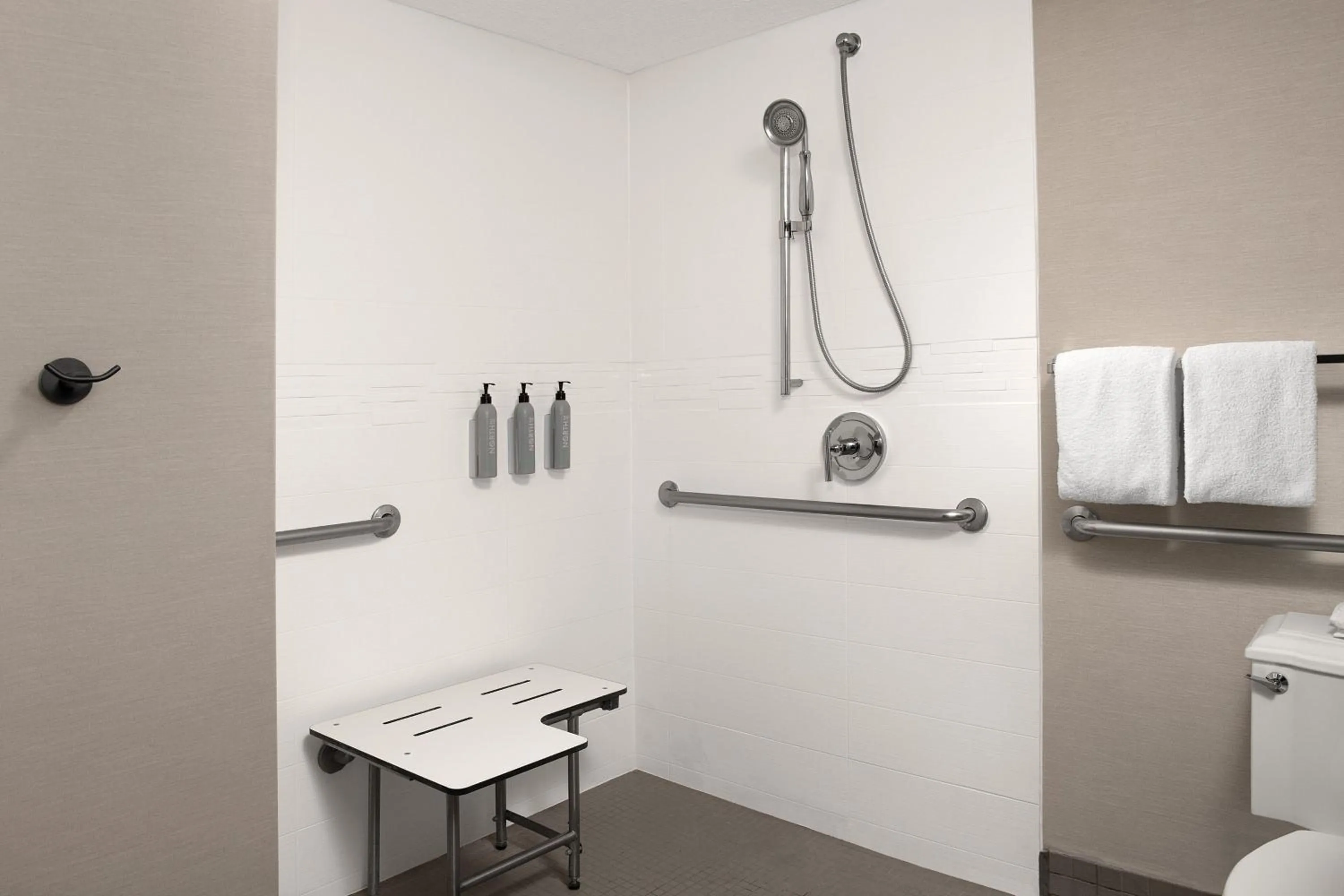 Bathroom in Residence Inn Palo Alto Los Altos