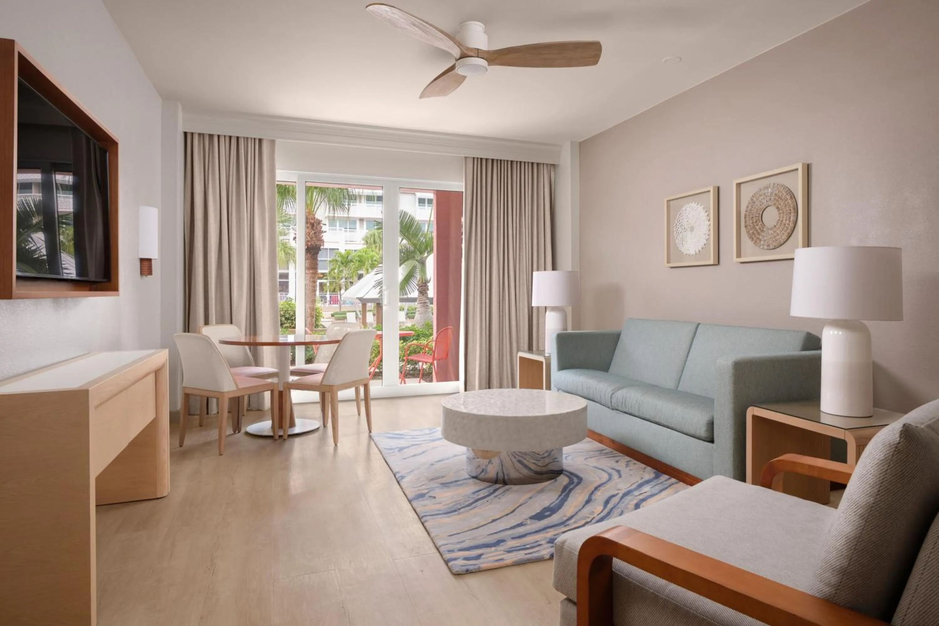 Living room in Marriott Hutchinson Island Beach Resort, Golf & Marina