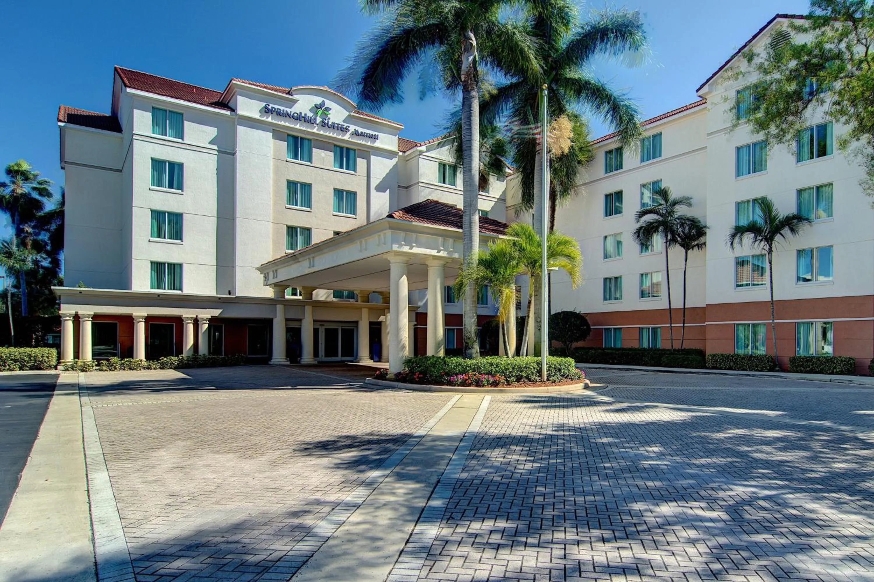 Property building in SpringHill Suites Boca Raton