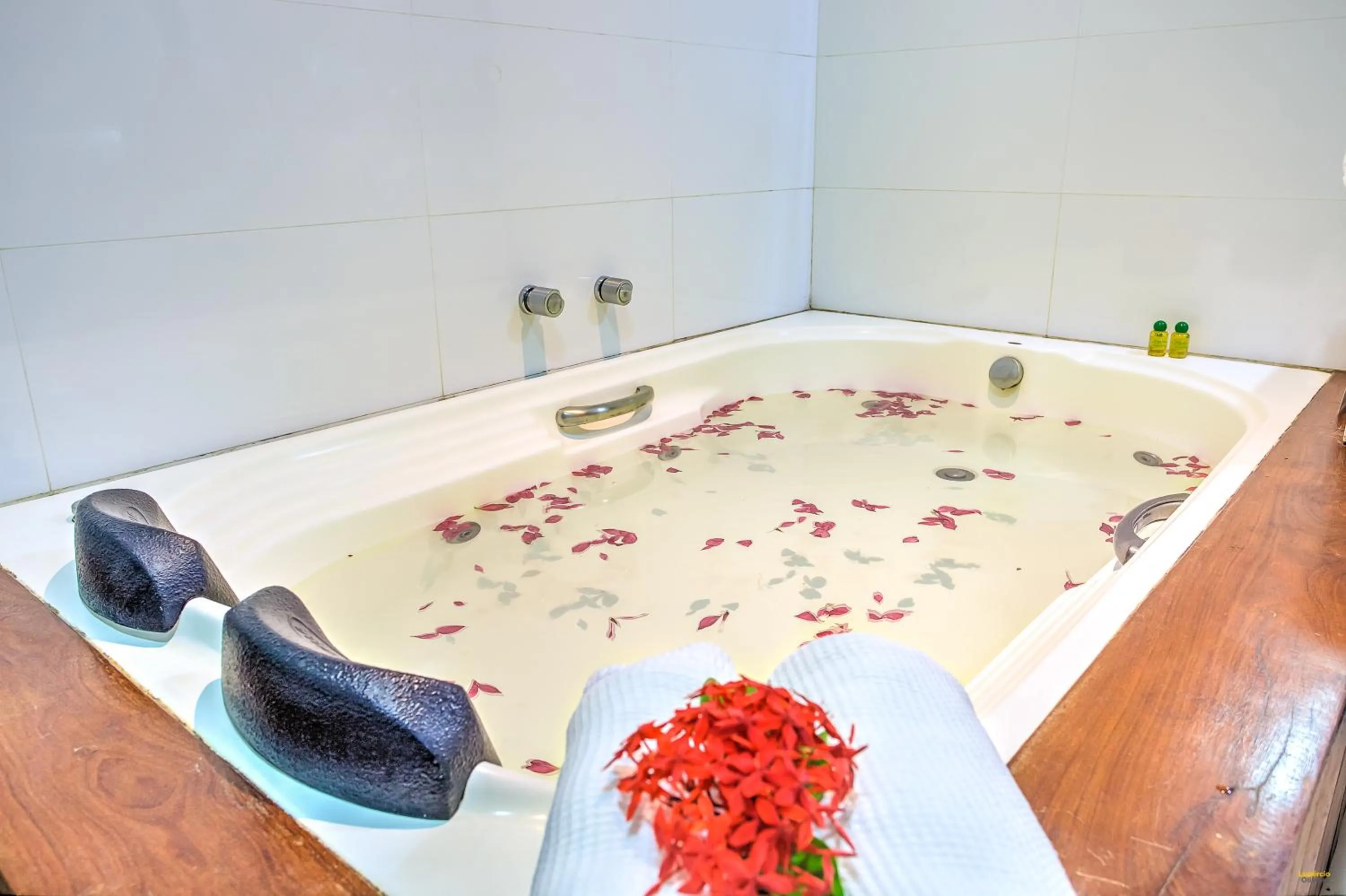 Shower in Terra Boa Hotel Boutique