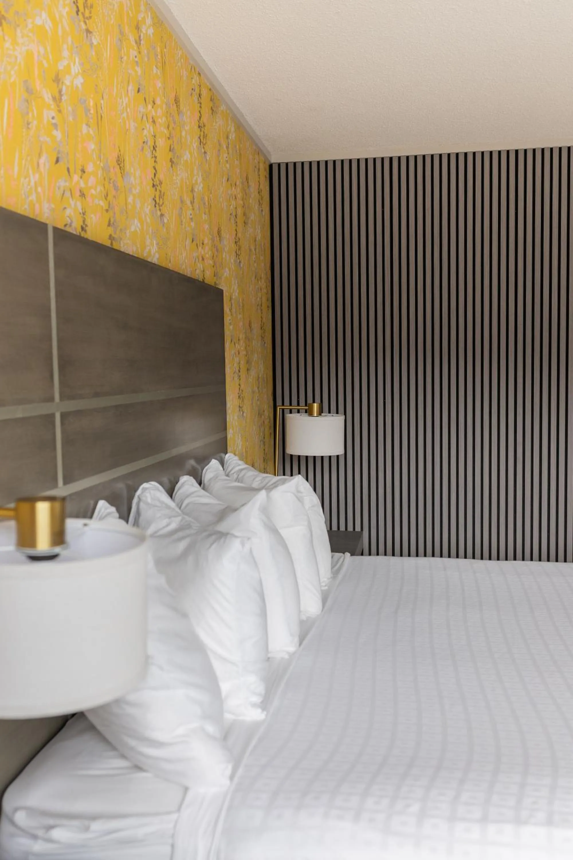 Bedroom, Bed in The Thompson Hotel