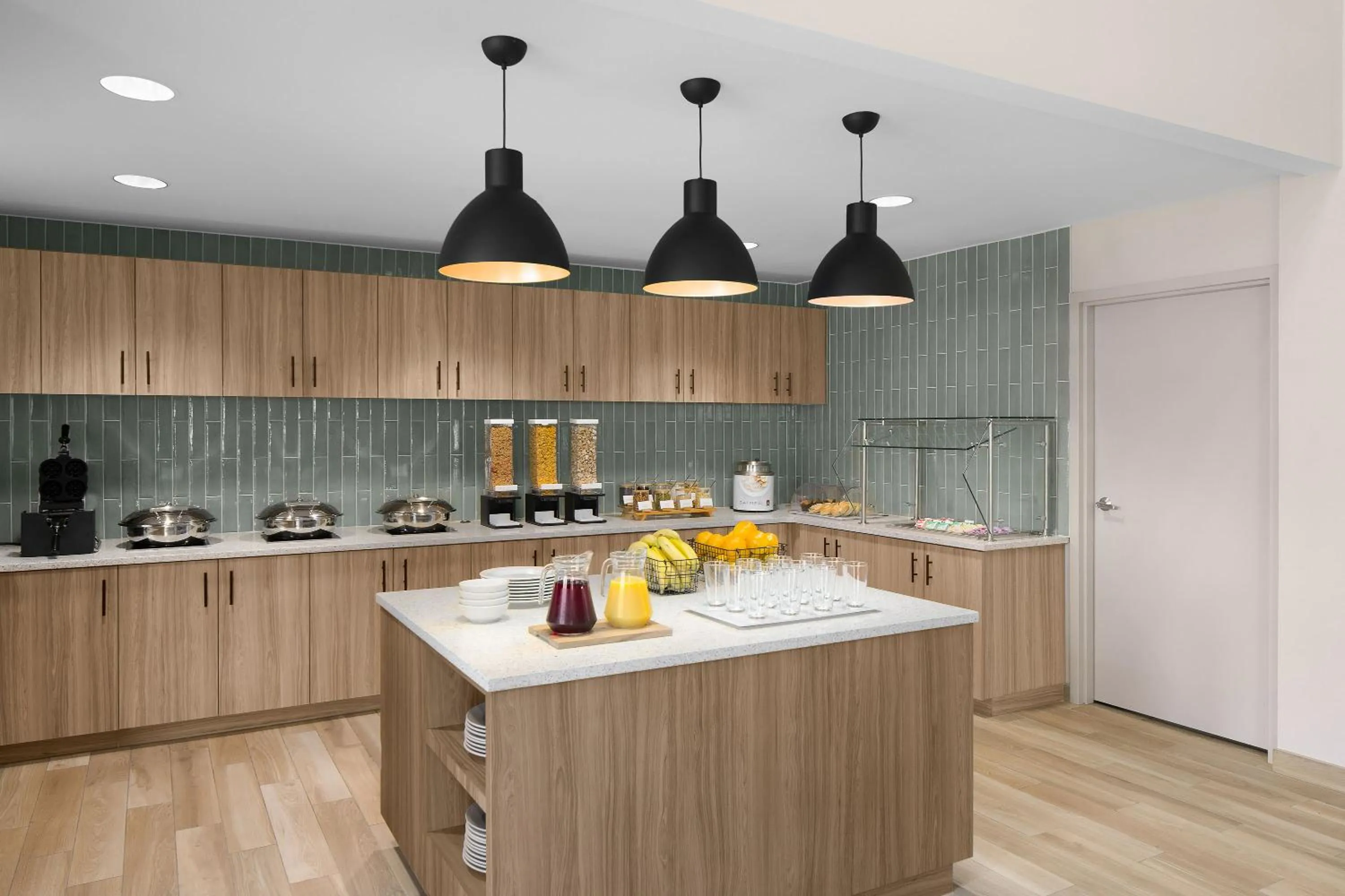 Buffet breakfast in Residence Inn Portland Hillsboro