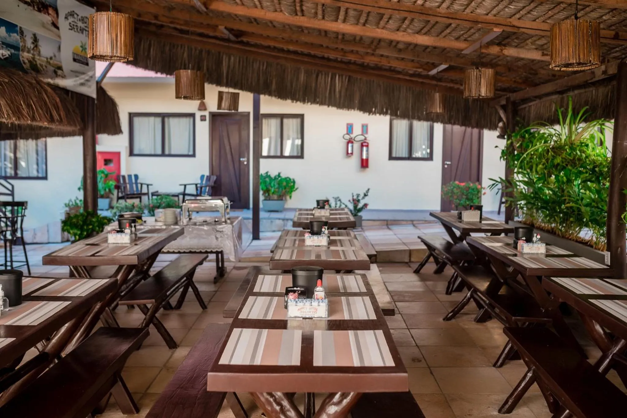 Restaurant/places to eat in Apart Hotel Serantes