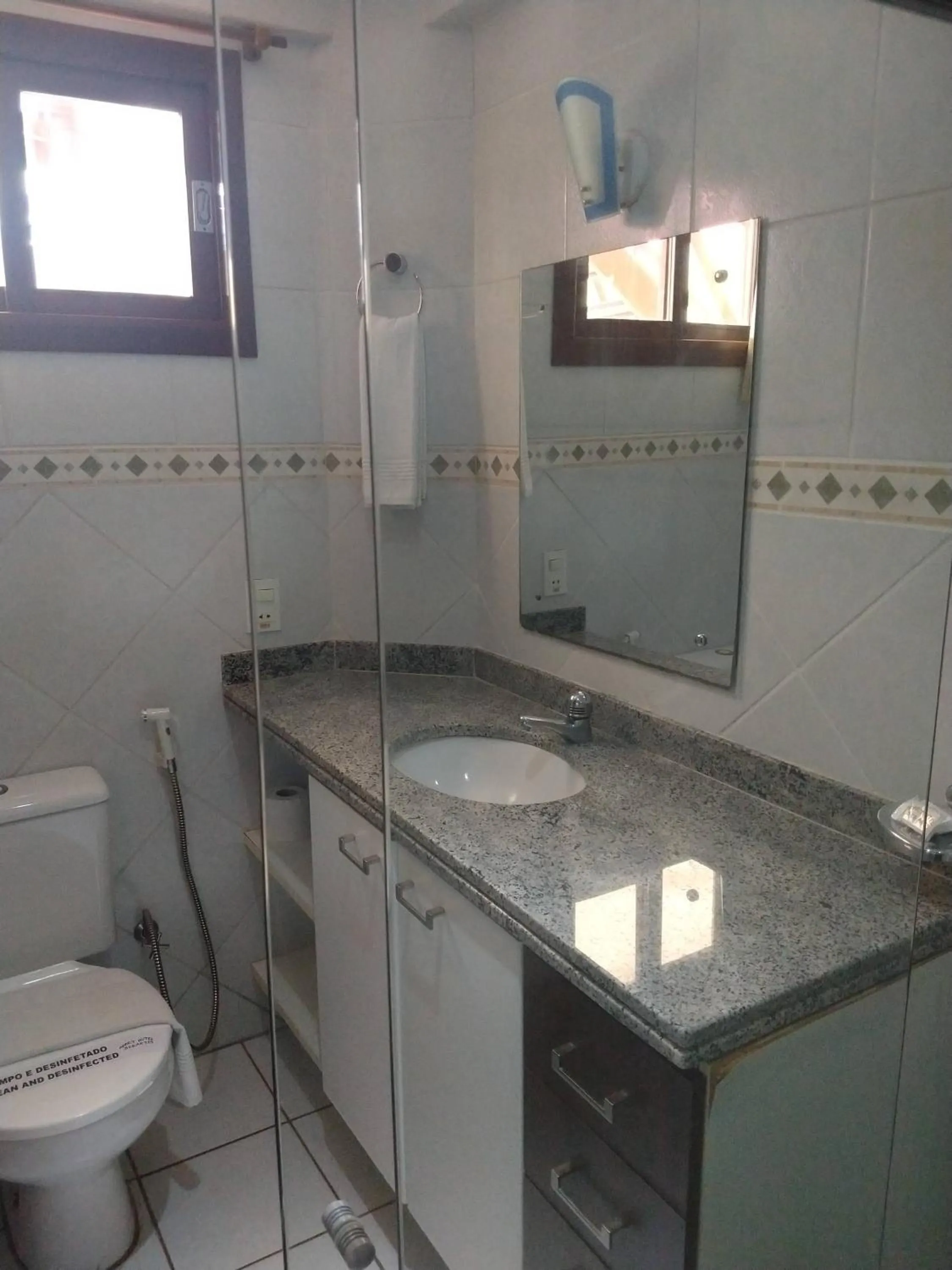 Toilet in Apart Hotel Serantes