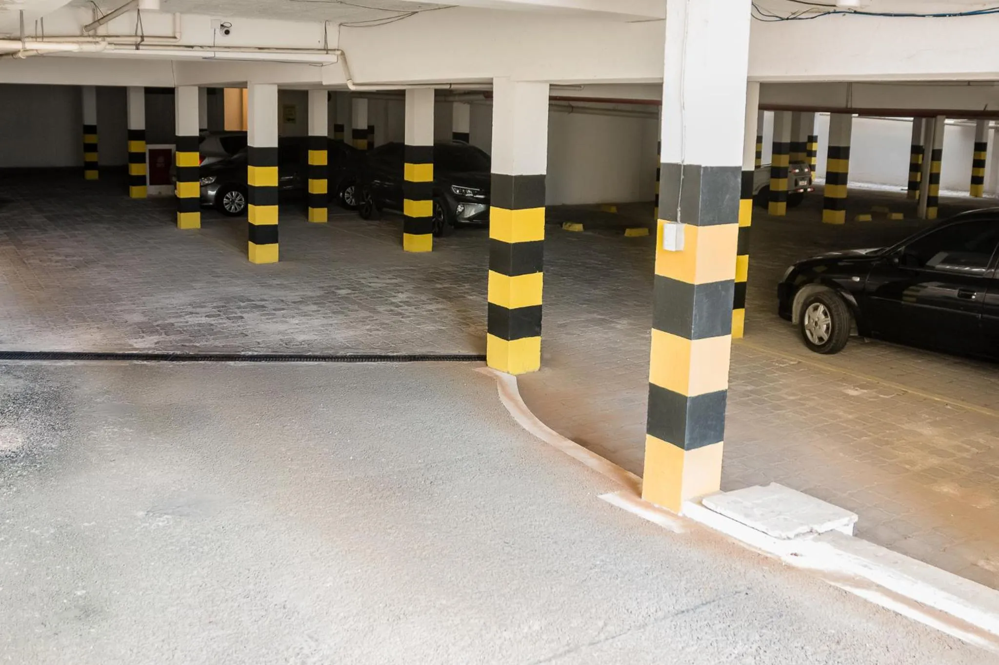 Parking in Apart Hotel Serantes