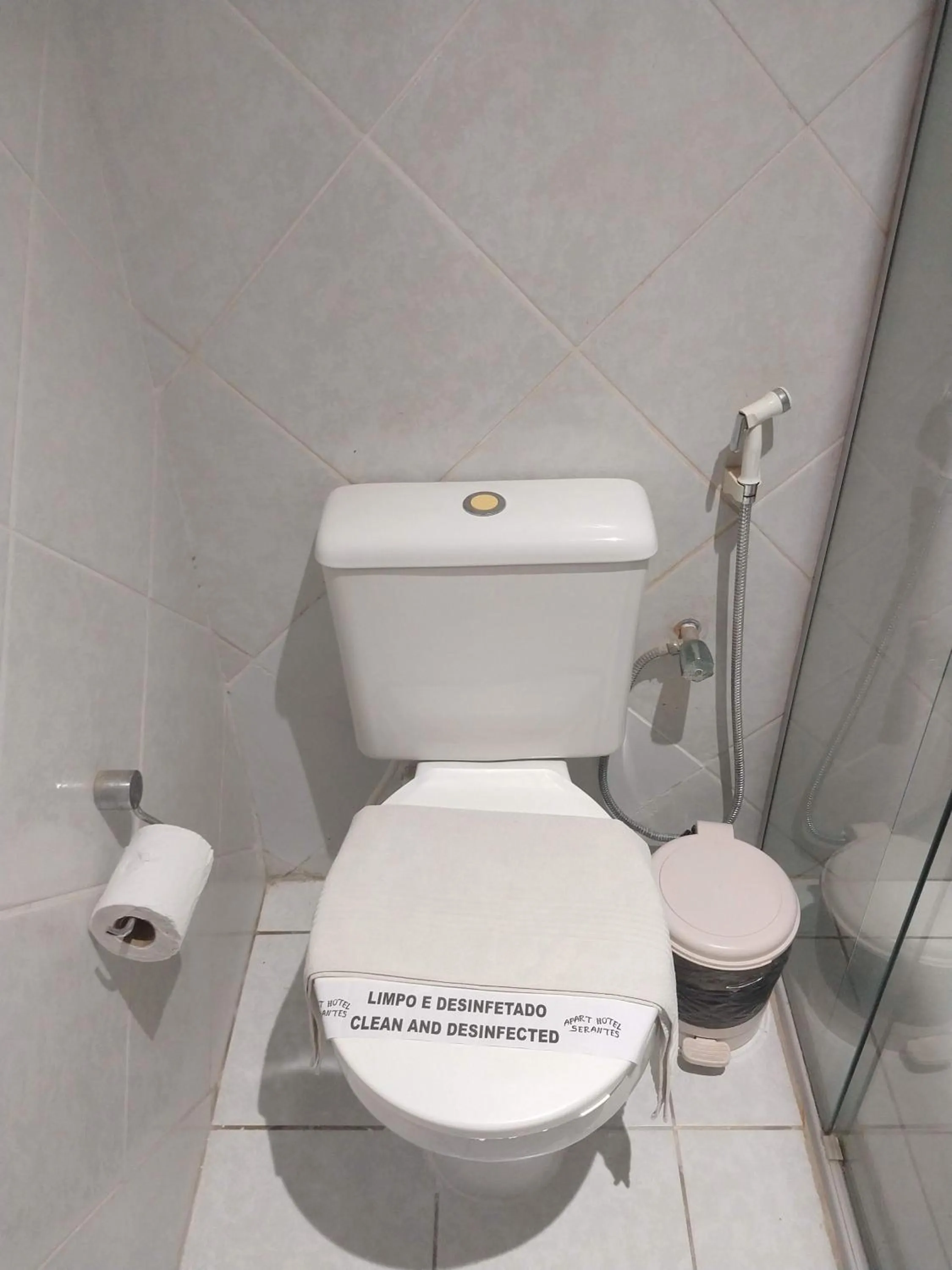 Toilet in Apart Hotel Serantes