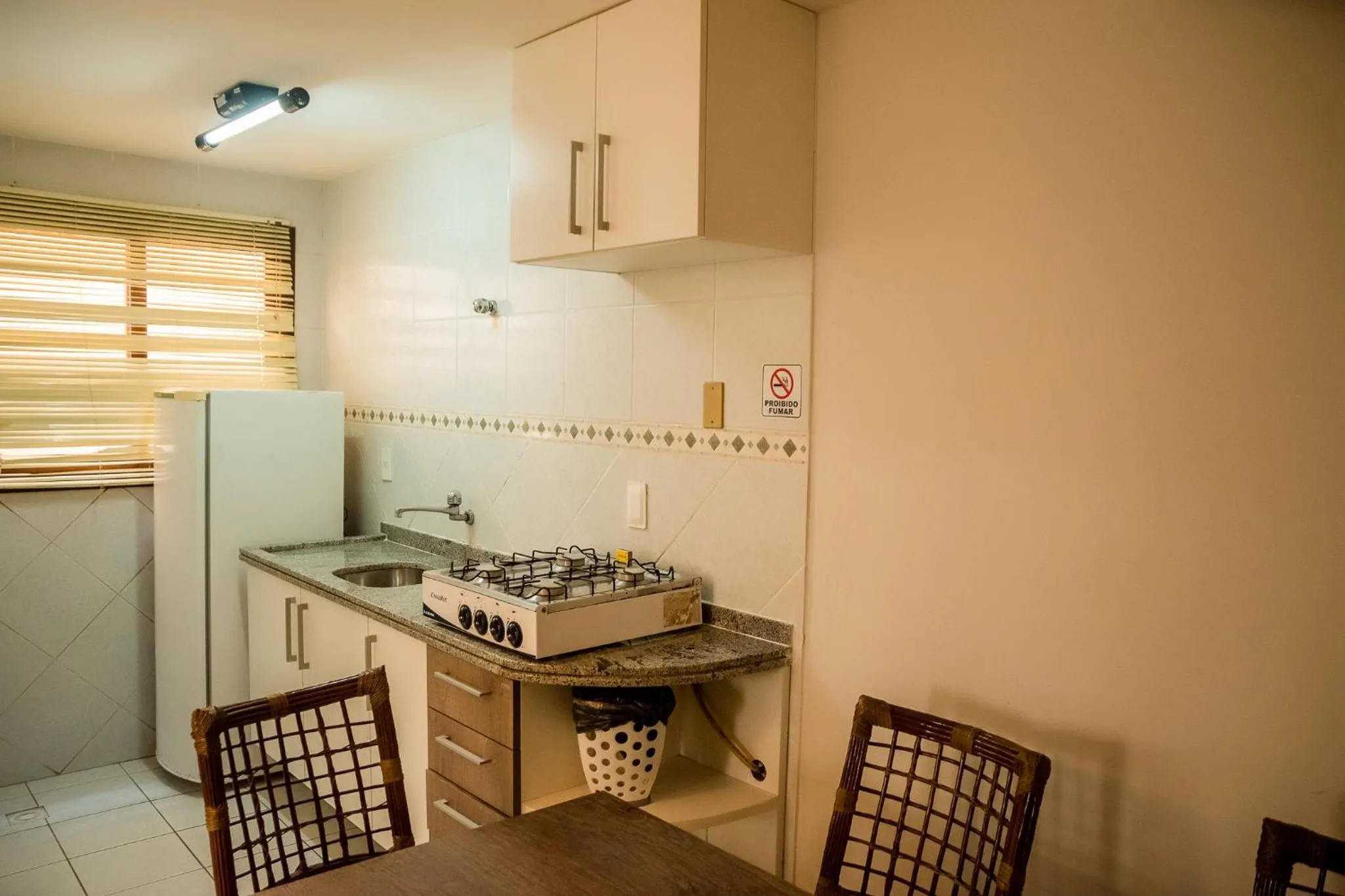 Kitchen or kitchenette in Apart Hotel Serantes