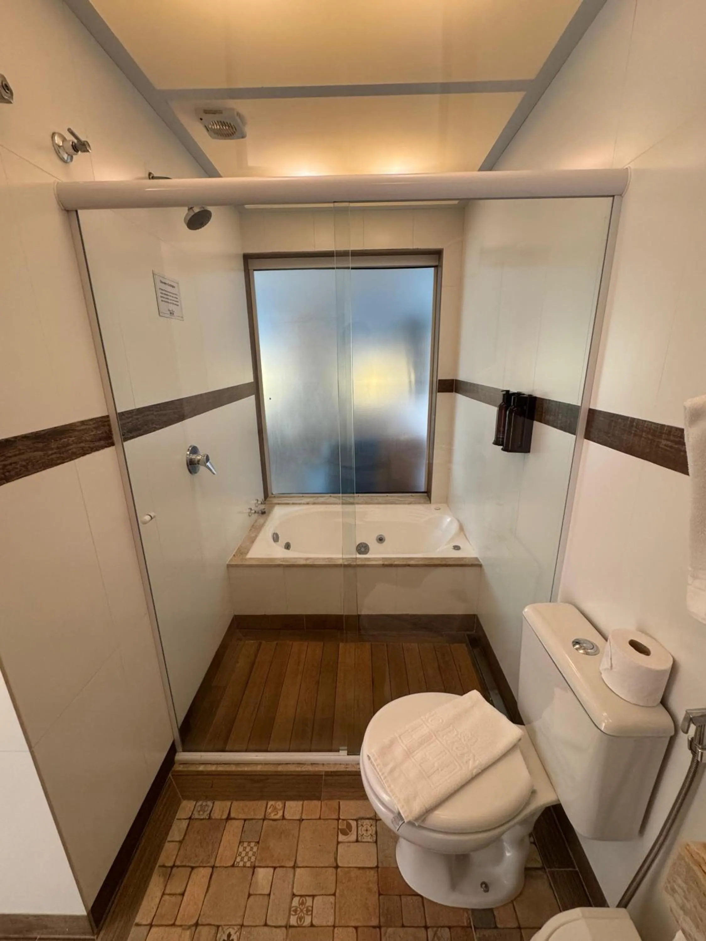 Shower in Pousada Piano Piano