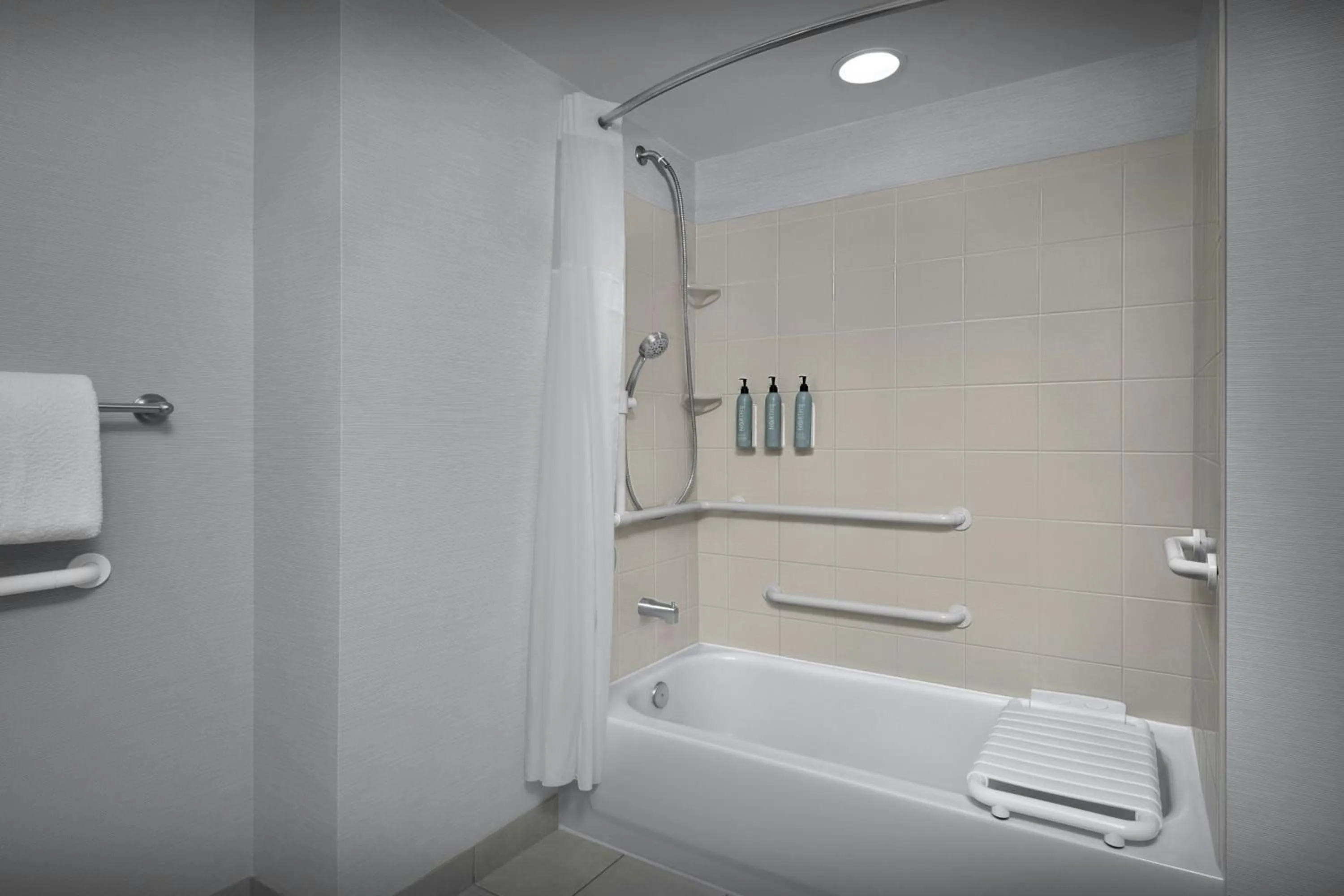 Bathroom in Courtyard Philadelphia Great Valley/Malvern