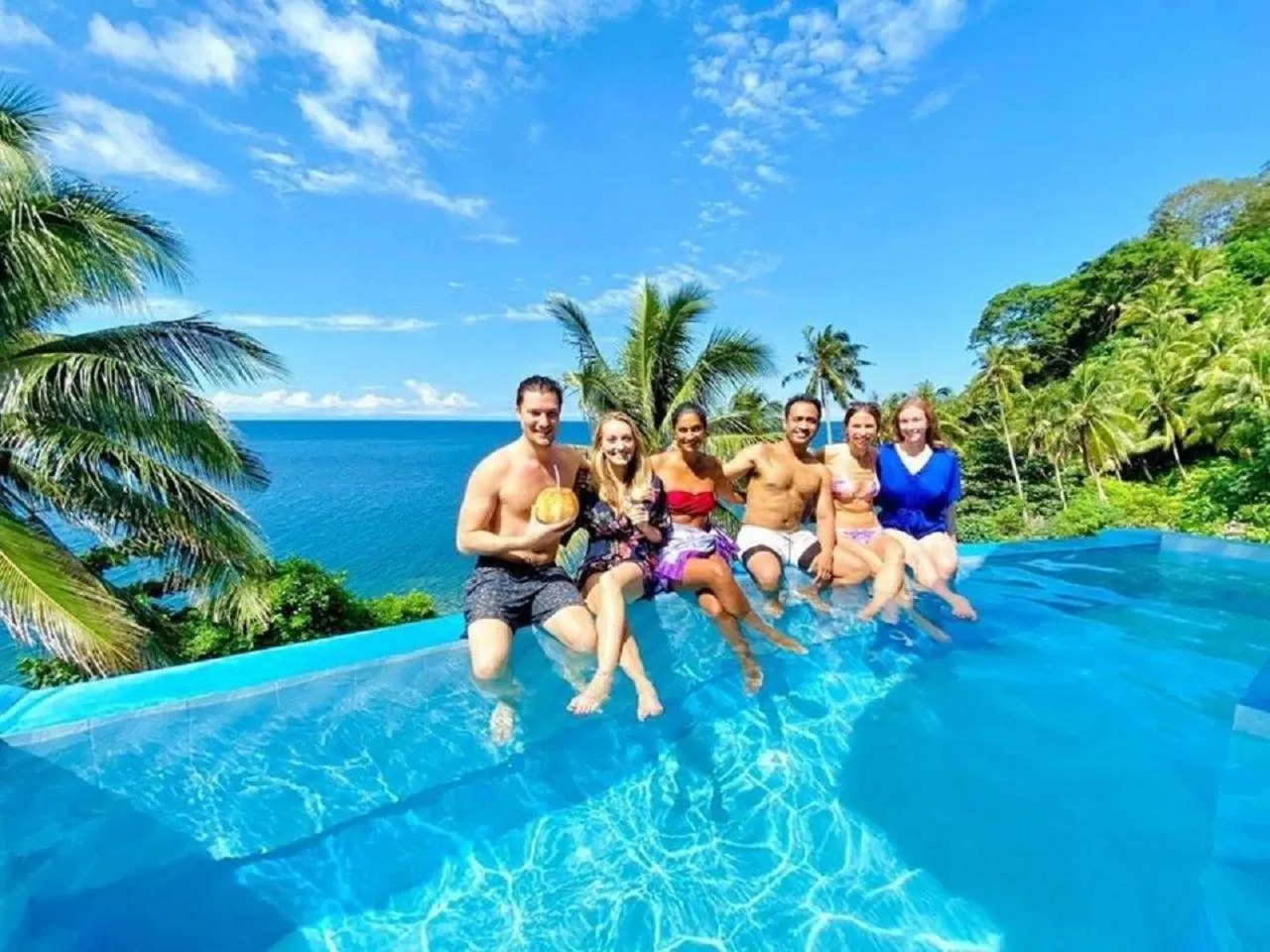 People in Bintana Sa Paraiso