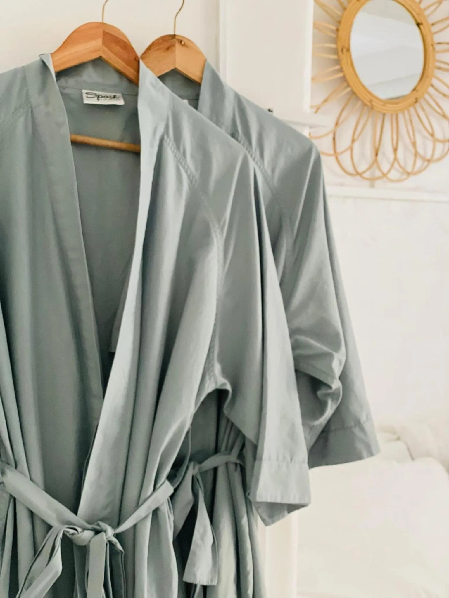 wardrobe in Bintana Sa Paraiso