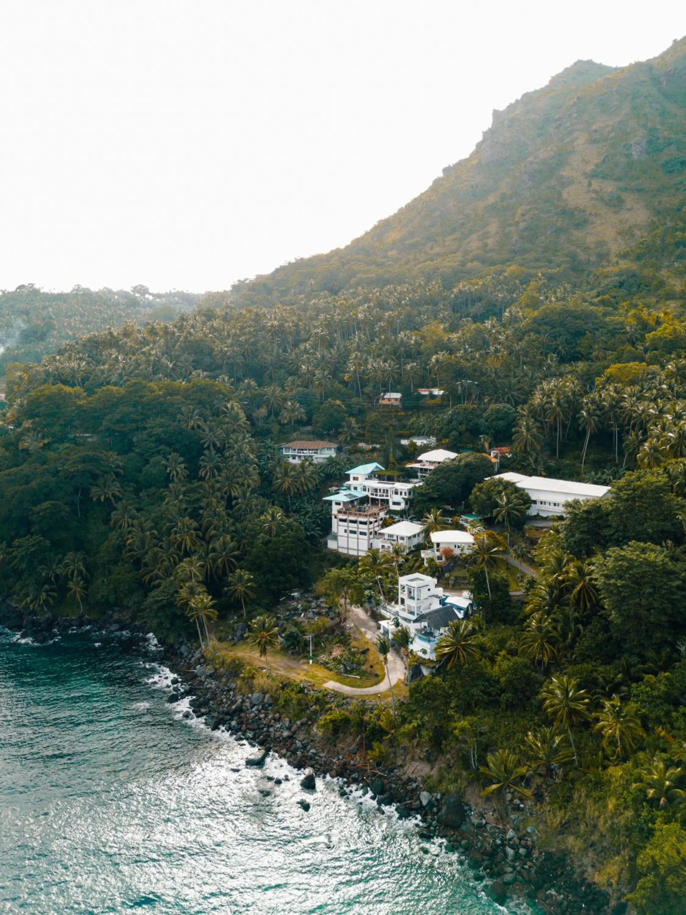 Property building in Bintana Sa Paraiso