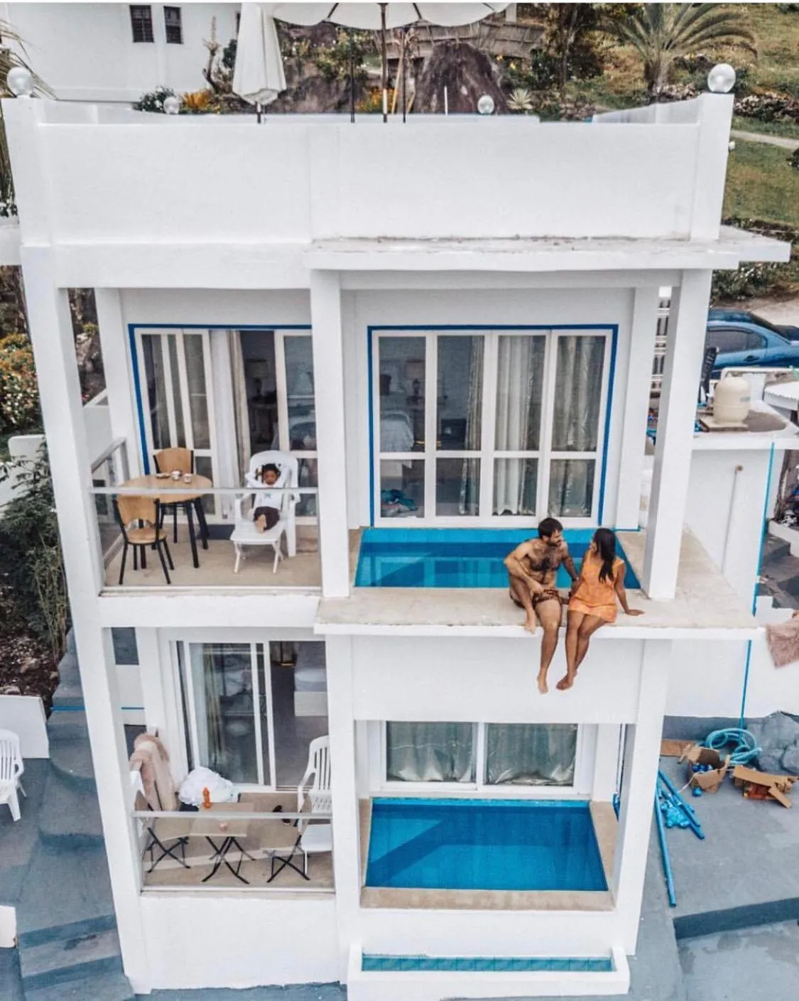 Property building in Bintana Sa Paraiso