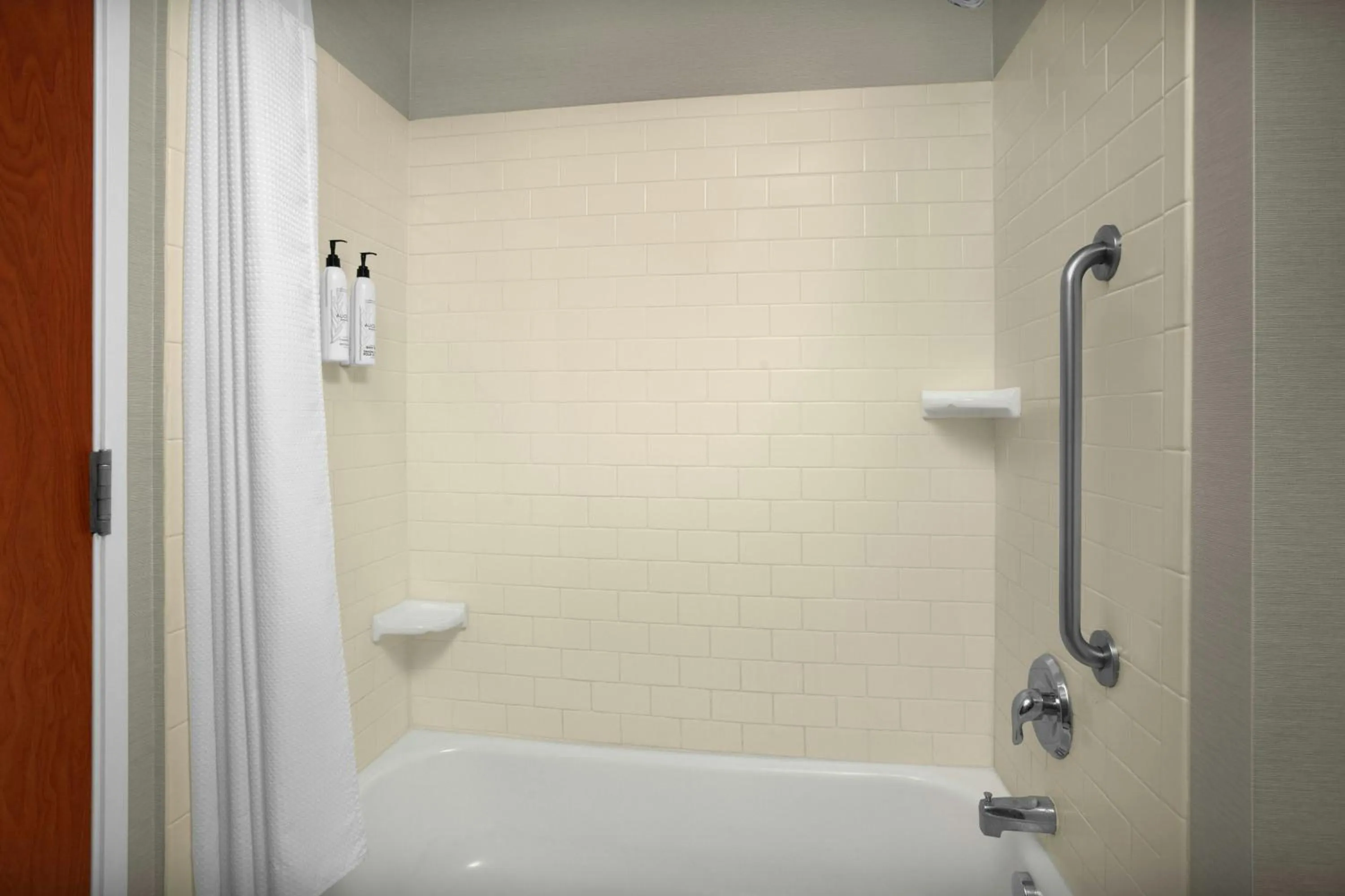 Bathroom in Fairfield Inn and Suites Phoenix Chandler Fashion Center