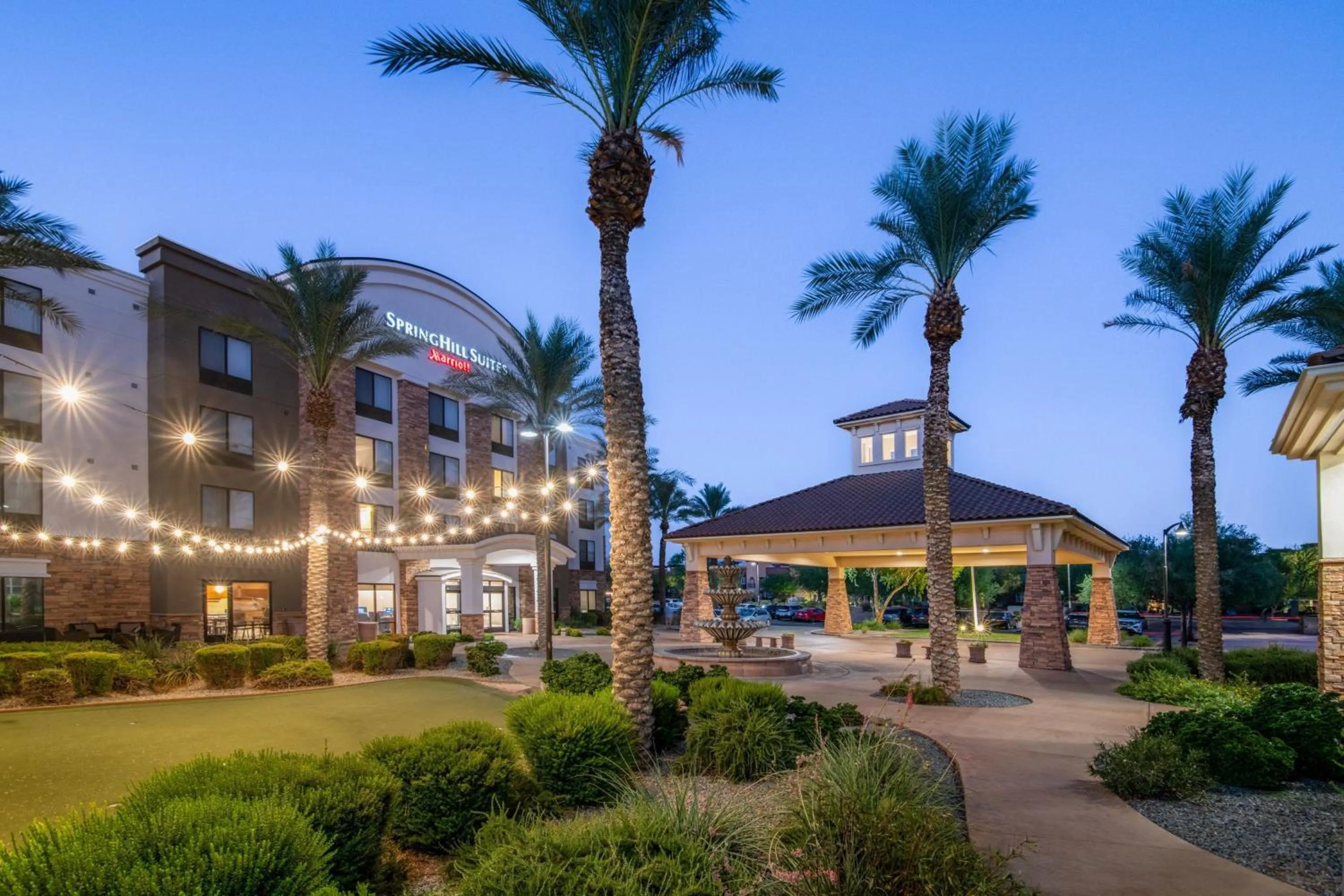 Property building in SpringHill Suites Phoenix Glendale Sports & Entertainment District