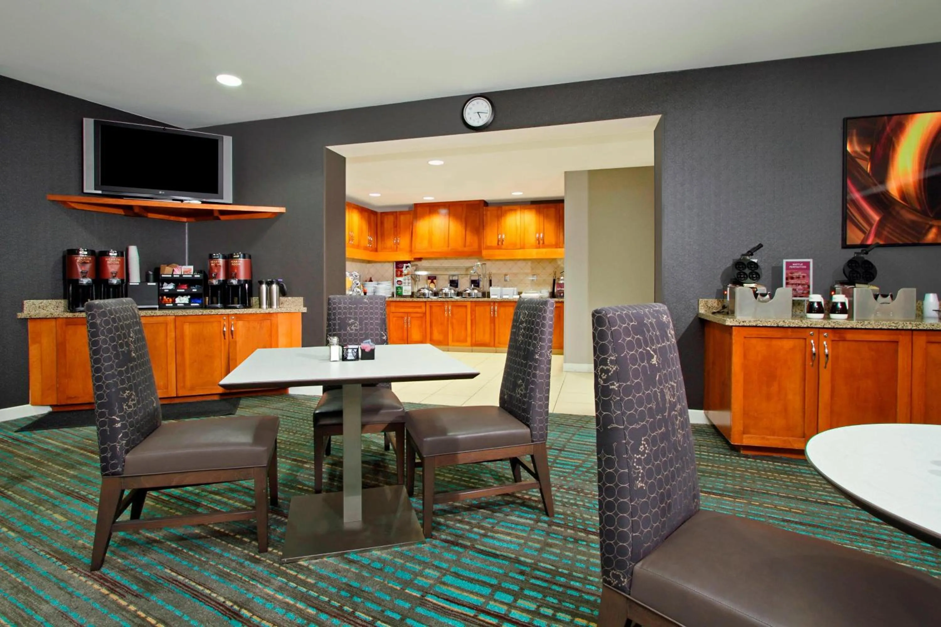 Breakfast in Residence Inn Phoenix Glendale Sports & Entertainment District