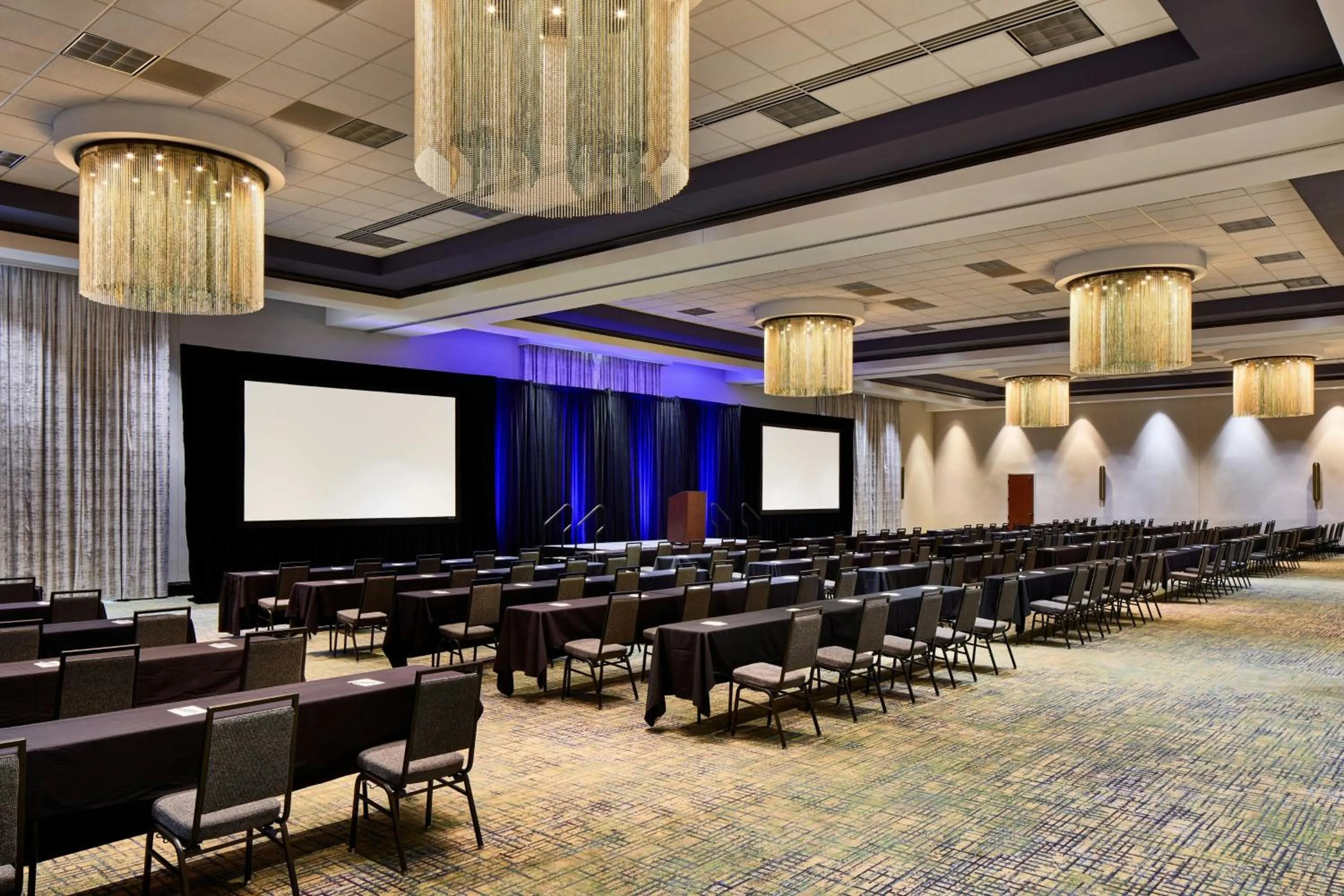 Meeting/conference room in Renaissance Phoenix Glendale Hotel & Conference Center