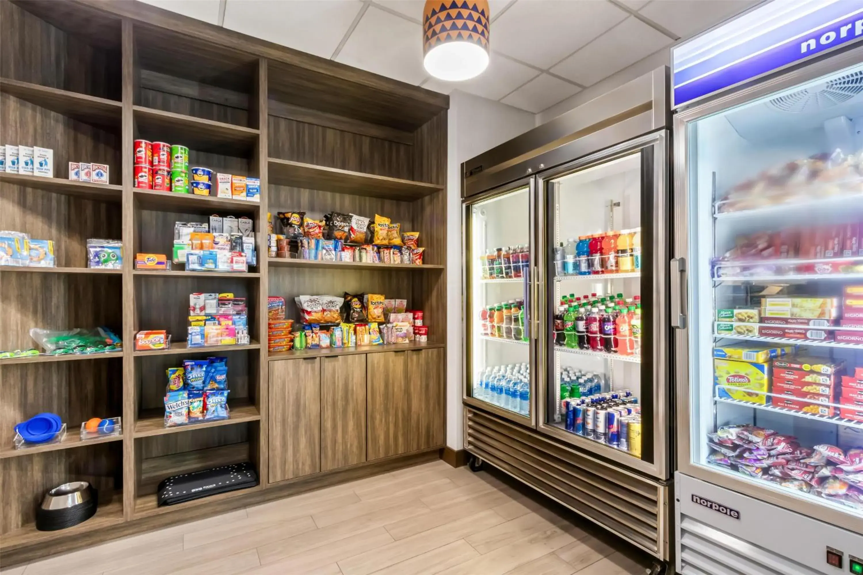 Food and drinks in Sonesta ES Suites Phoenix Goodyear Food and drinks in Sonesta ES Suites Phoenix Goodyear