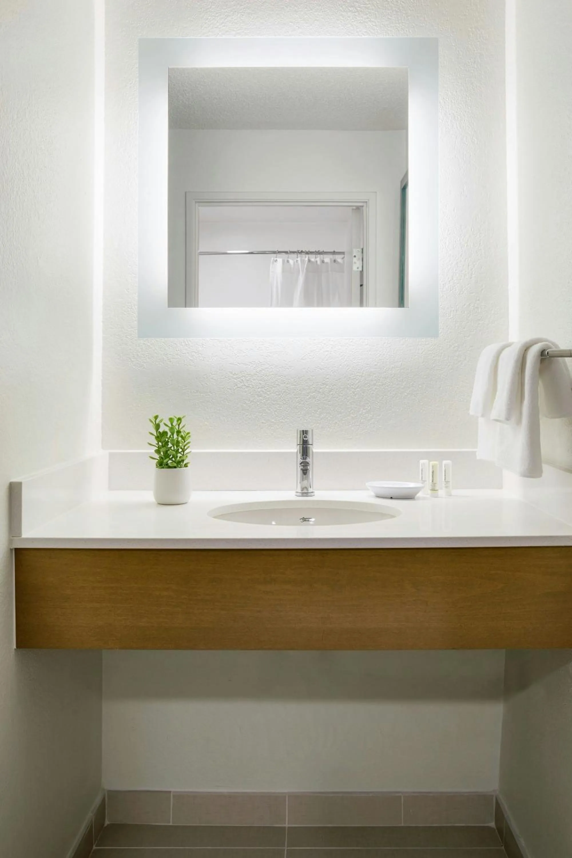 Bathroom in SpringHill Suites Tempe at Arizona Mills Mall