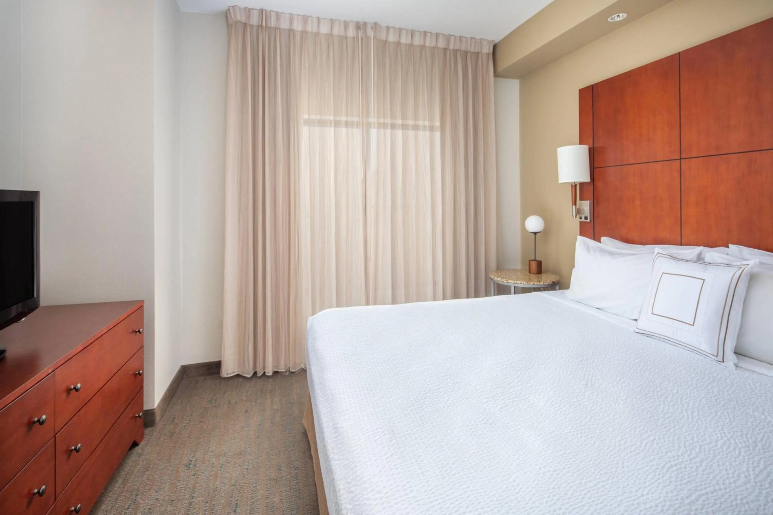 Bedroom, Bed in Residence Inn Phoenix NW/Surprise