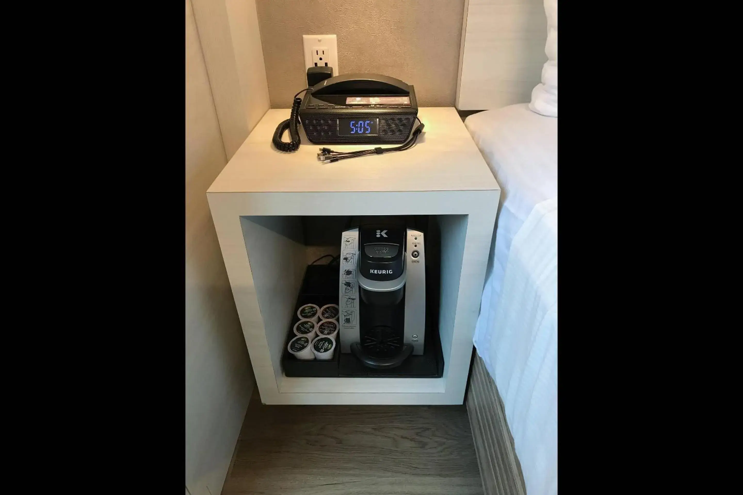 Queen Room - Non-Smoking in Insignia Hotel Brooklyn, an Ascend Collection Hotel Queen Room - Non-Smoking in Insignia Hotel Brooklyn, an Ascend Collection Hotel