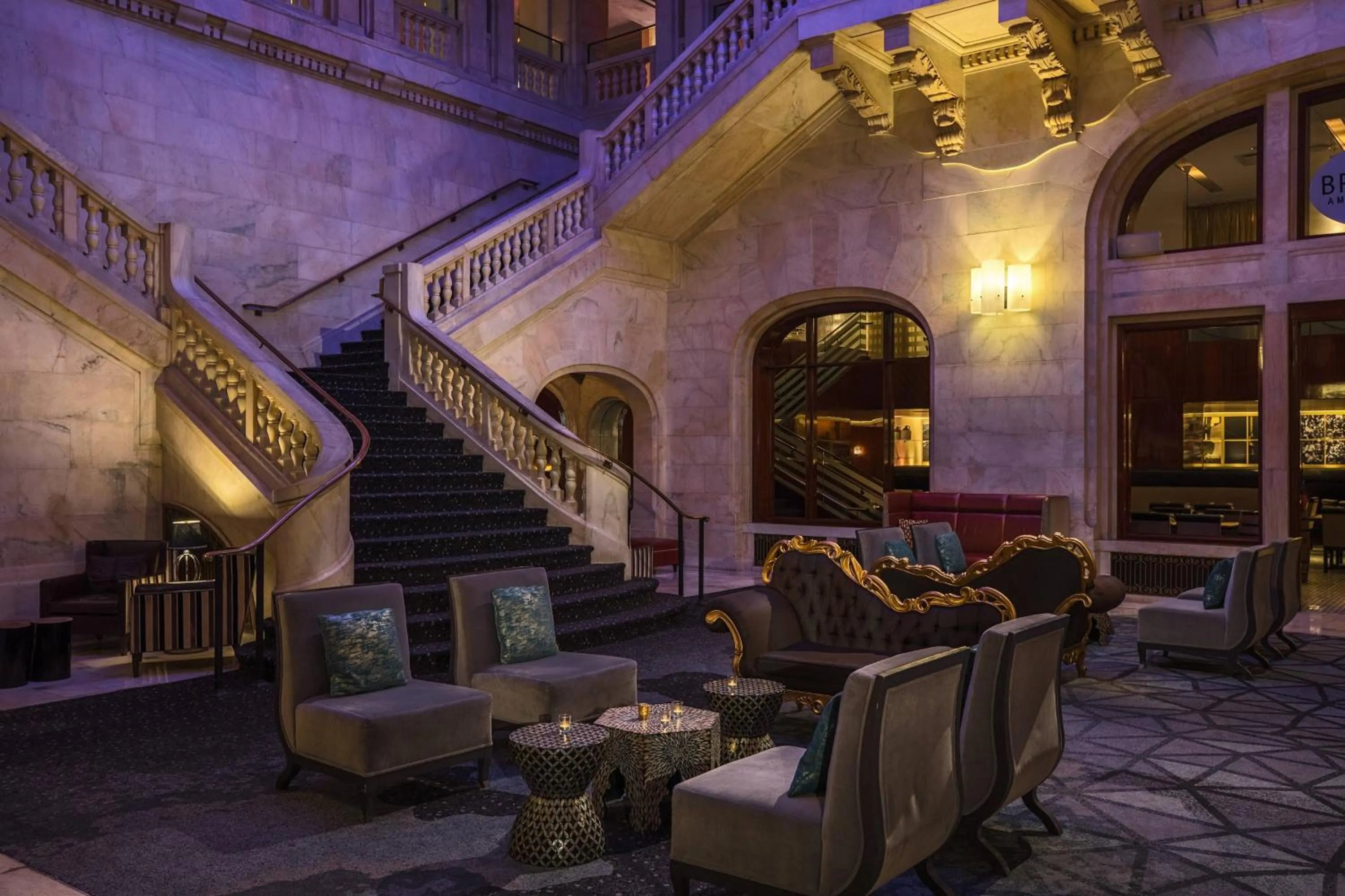 Lobby or reception in Renaissance Pittsburgh Hotel