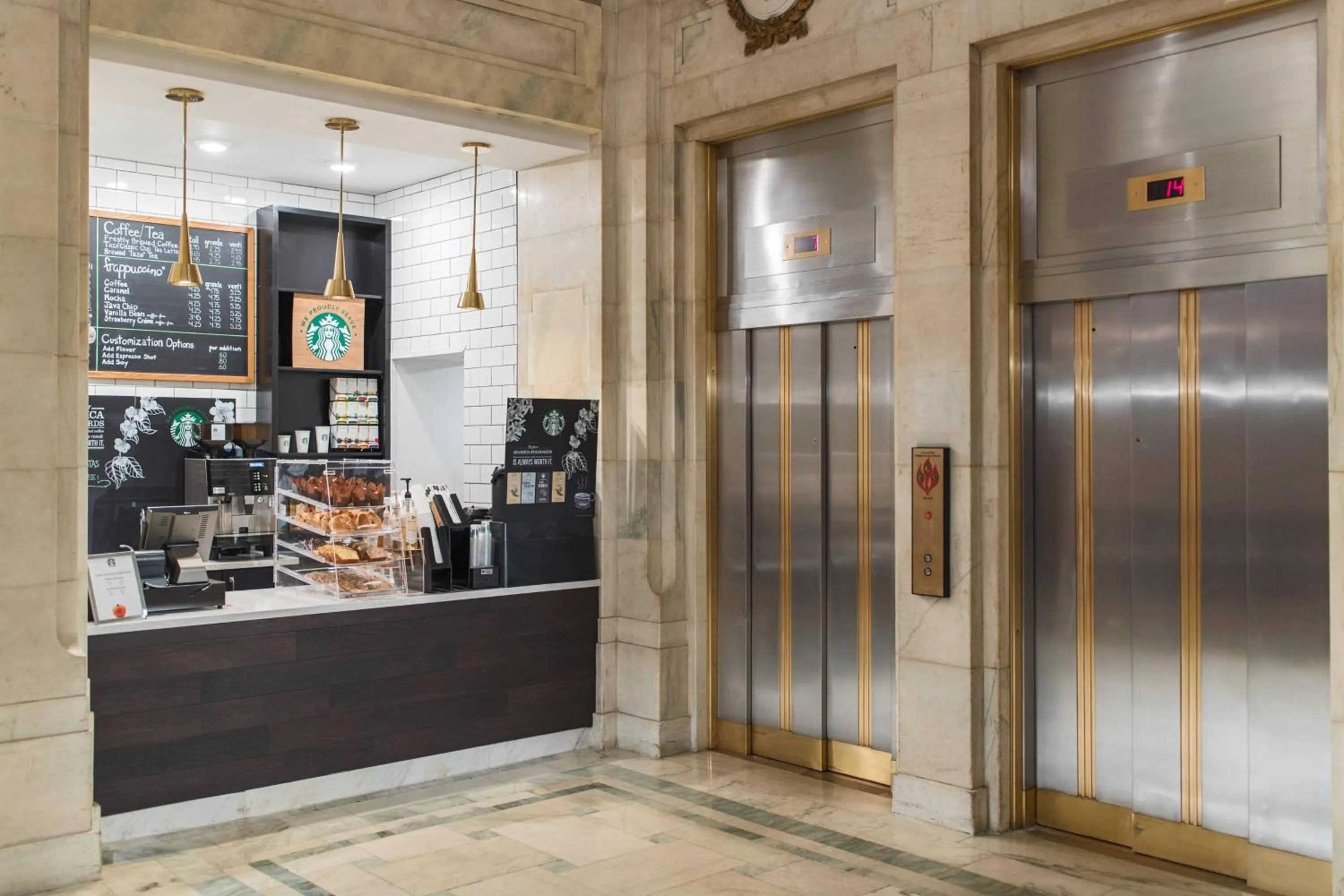 Restaurant/places to eat in Renaissance Pittsburgh Hotel