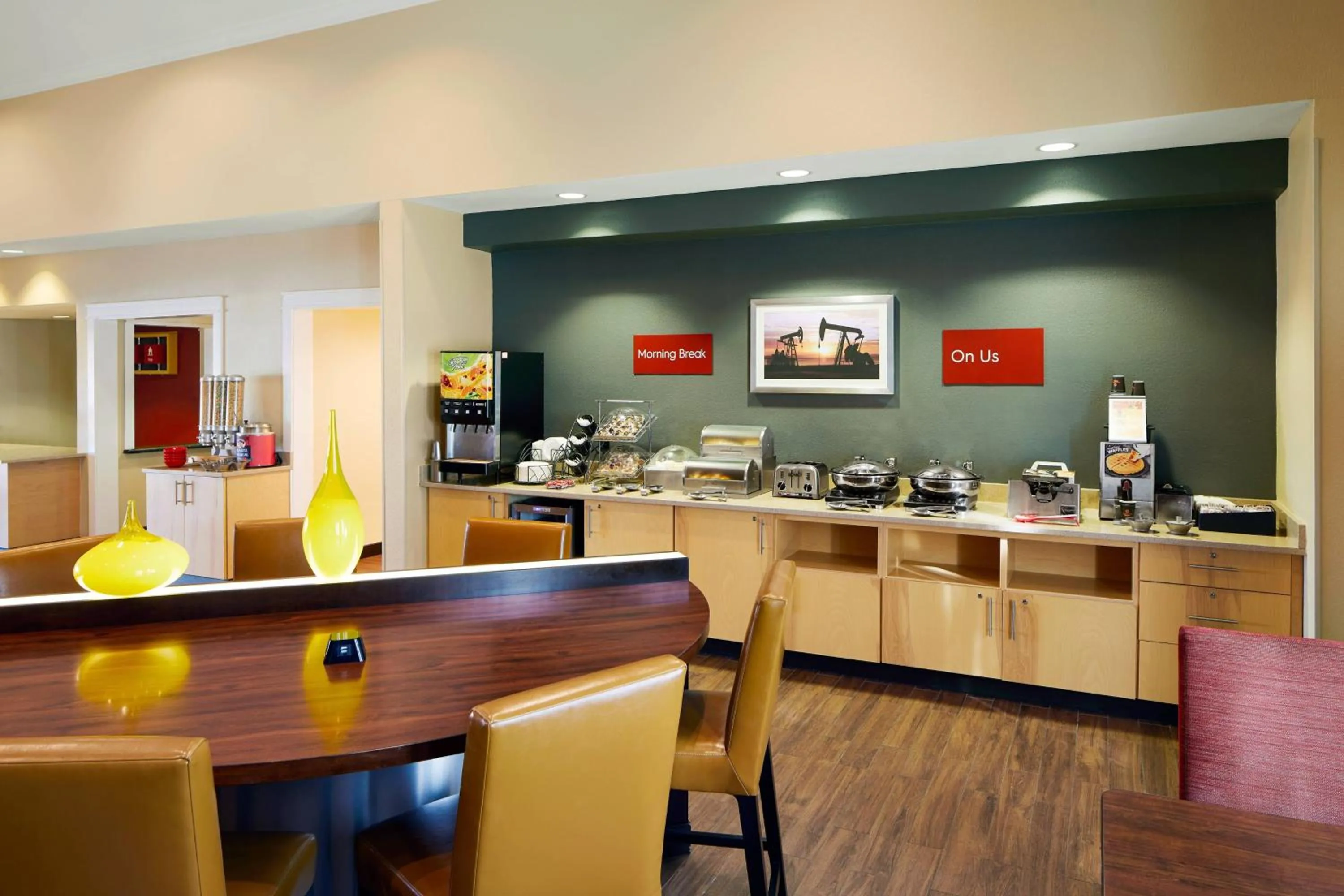Breakfast in TownePlace Suites Tempe at Arizona Mills Mall