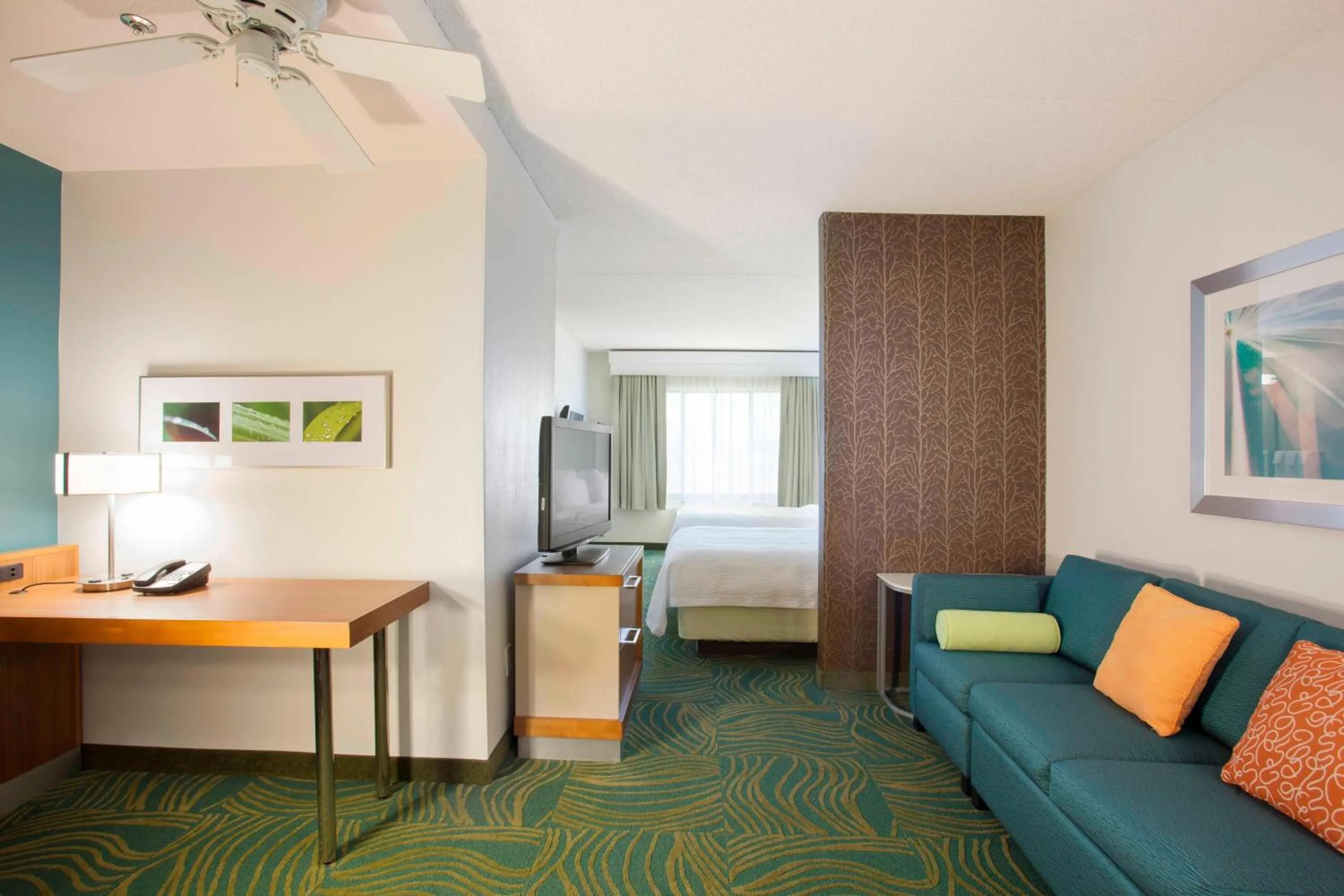 Bedroom, Bed in SpringHill Suites Phoenix Tempe Airport