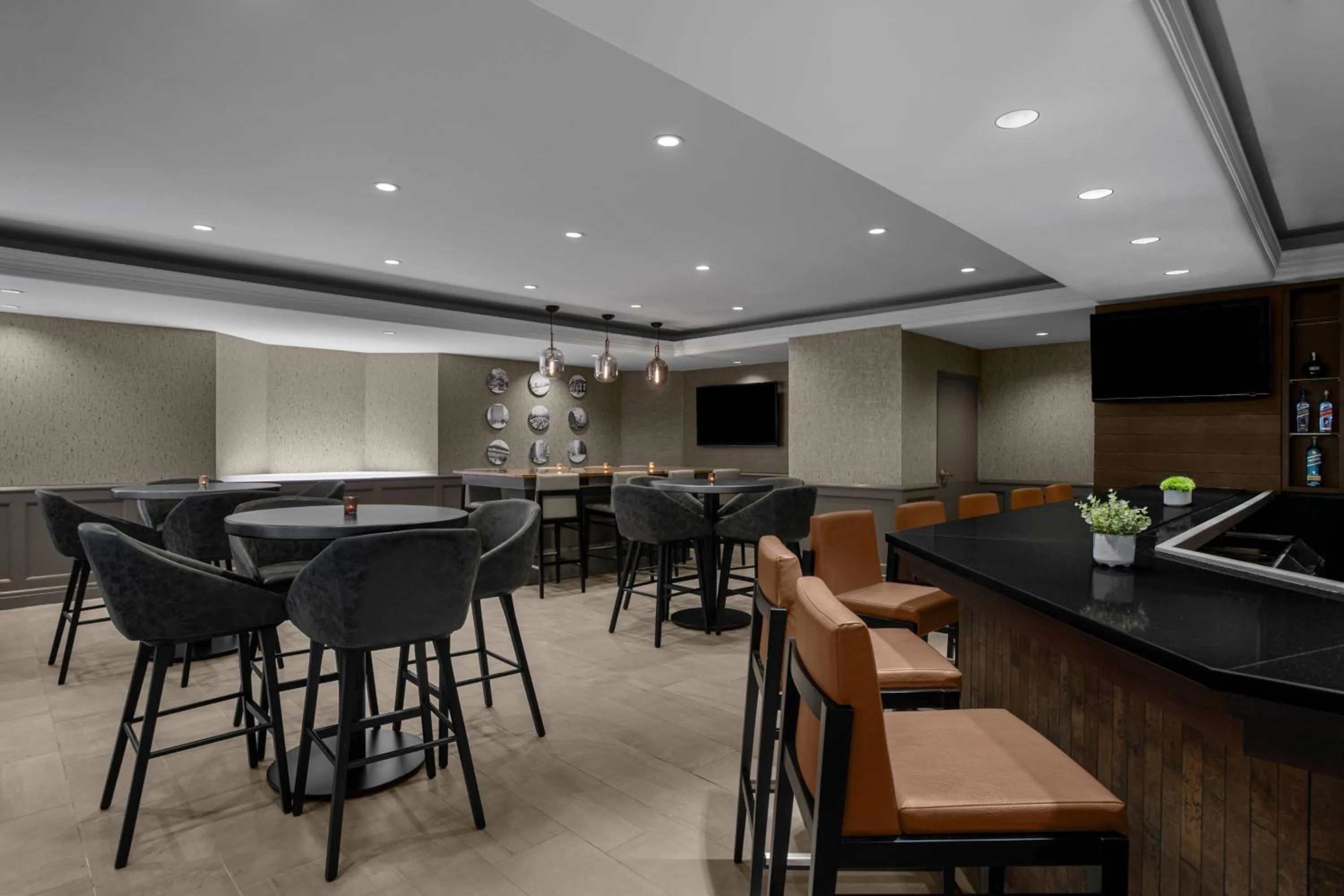 Lounge or bar in Pittsburgh Marriott North